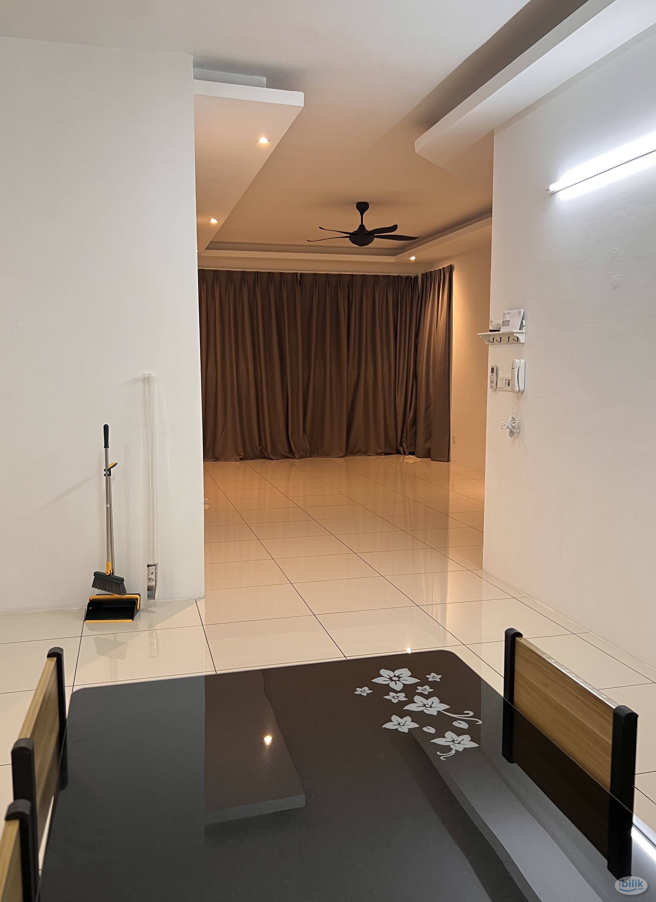 Middle Room at Bayan Lepas, Penang - Image 4