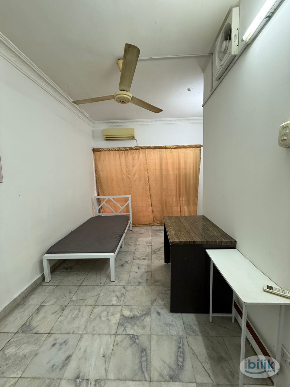 Single room with Aircond for rent right in front of LRT IOI Puchong Jaya 🏠 - Image 1