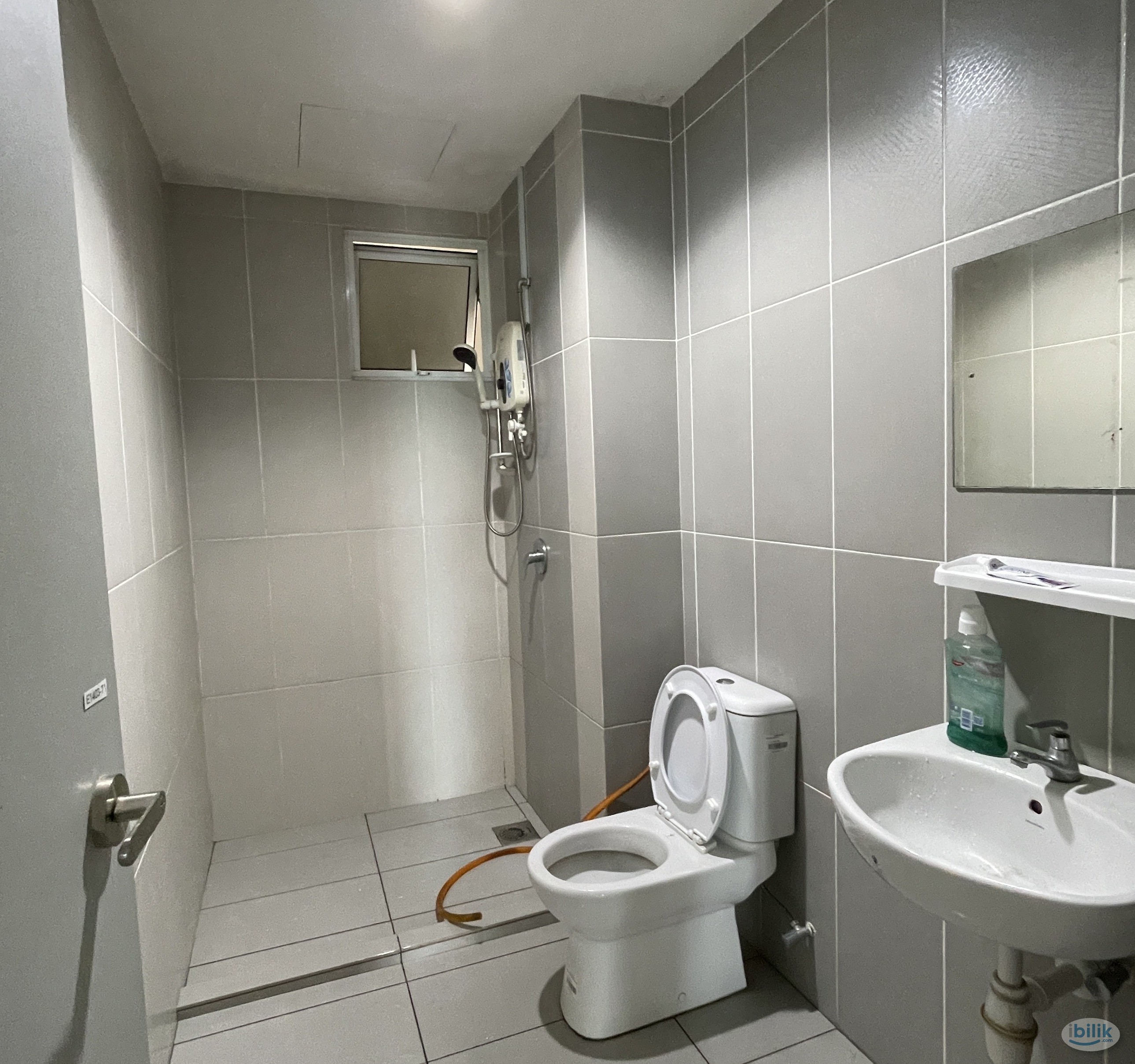 Single Room at Sierra East, Relau - Image 1