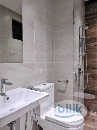 Luxury Balcony Room at Unio Residence, Kepong - Image 5