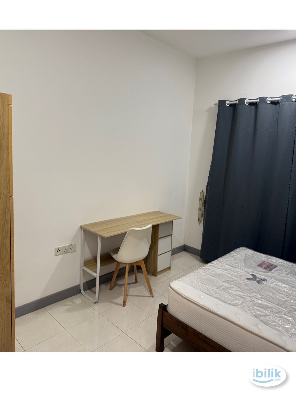 Female Unit – Rm730 Room with Balcony @ Metropolitan Square - Image 2
