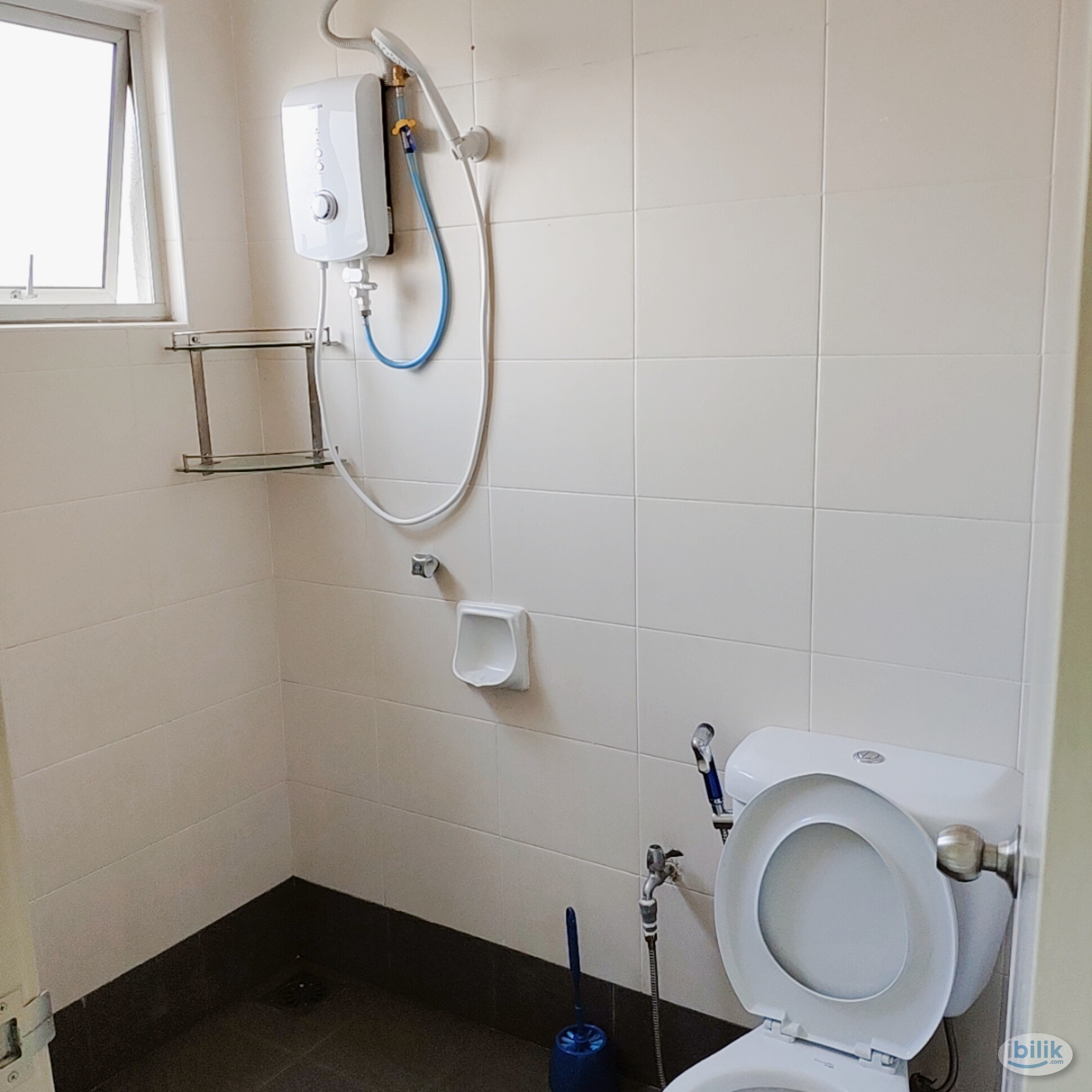 Girls House, AirCon Middle Room near Olive Hill, The Mines, UPM, Serdang Raya, IOI City Mall, Cyberjaya, Putrajaya, Pavi - Image 5