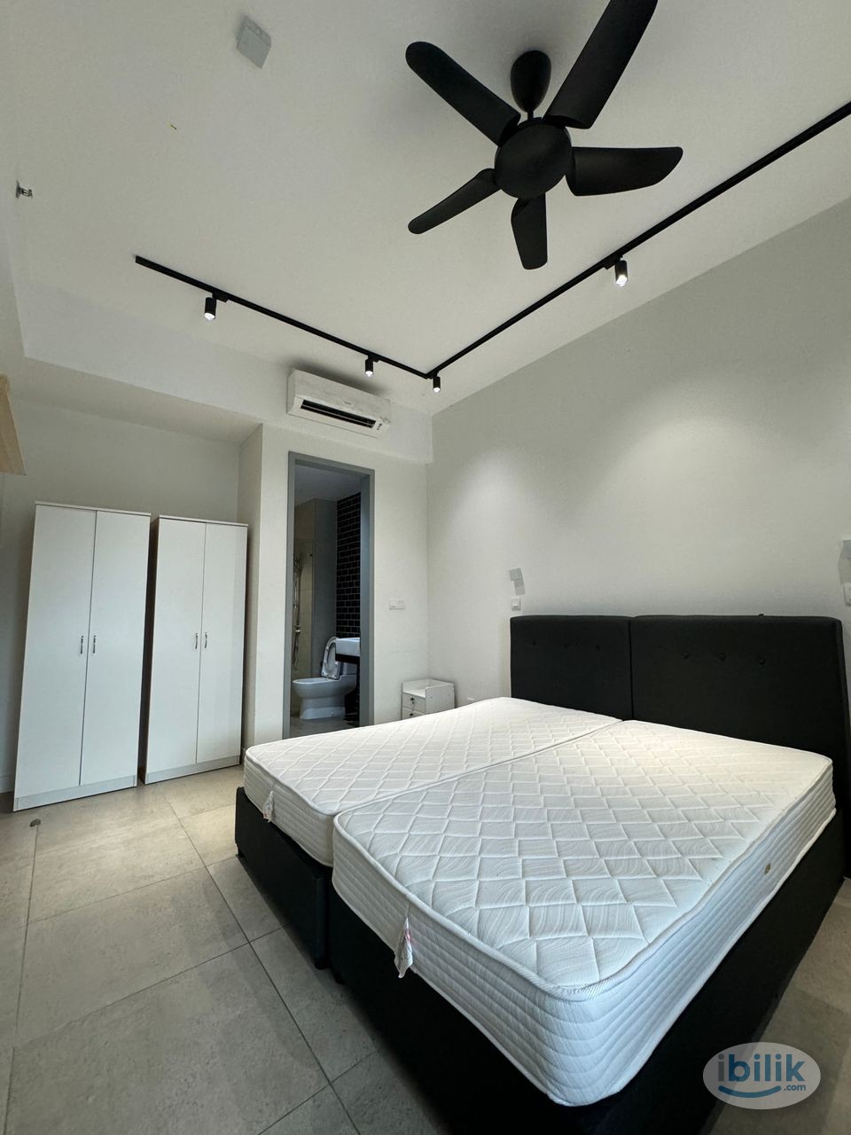 👩‍🎓Master Bedroom with Priavate Bathroom👩‍🎓@ 💼Bandar Sunway Union suites 💼 - Image 1