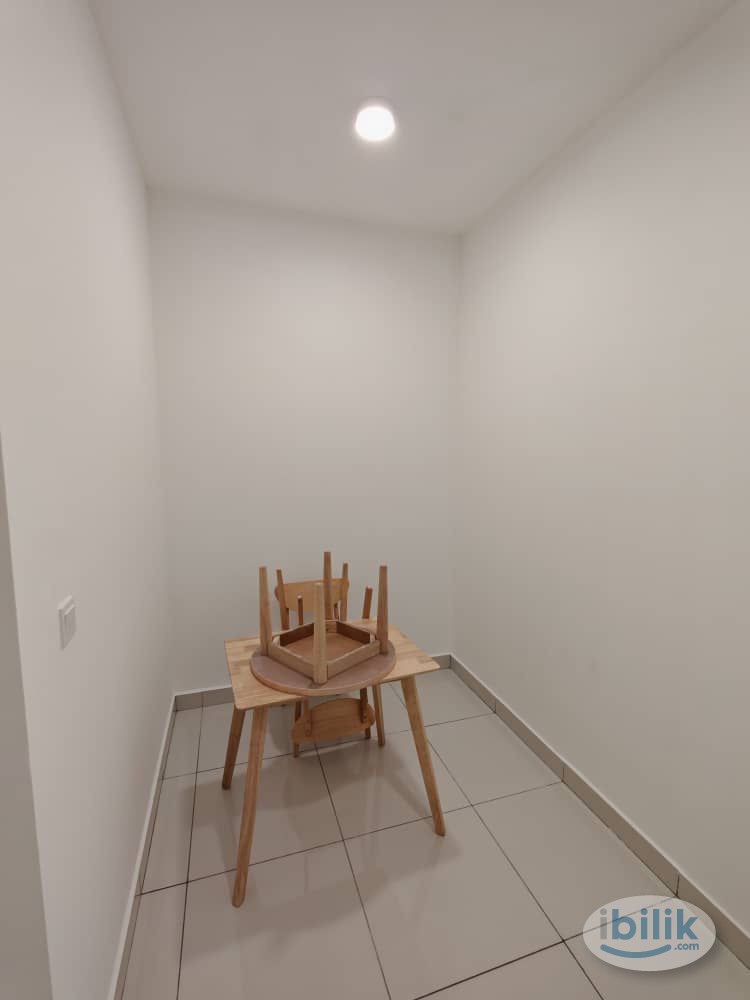 🏘️New furniture 🏘️🏡Setia alam Studio Room 🏡@ with parking lots🚗 - Image 3