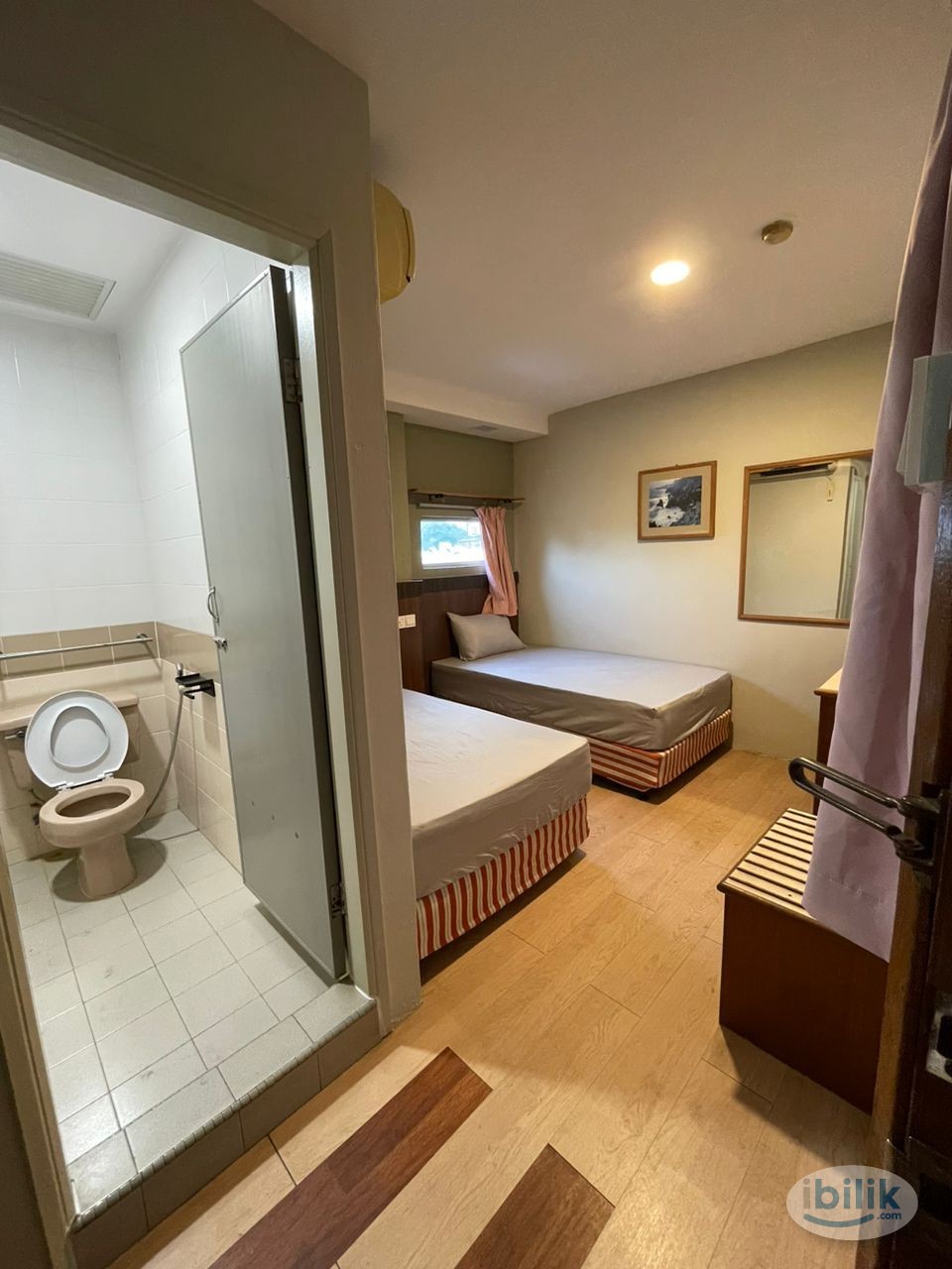 COLIVING MASTER ROOM TO LET IN PETALING STREET - Image 1