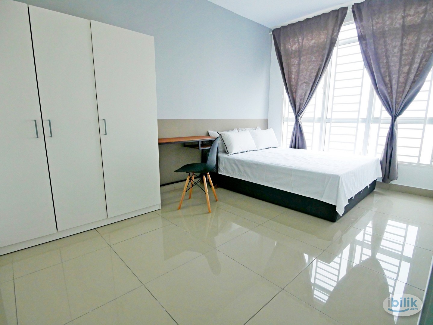 Middle Room at Suasana Lumayan, Bandar Sri Permaisuri All female 👩 PPUKM Oneworld HanXin Komune - Image 1