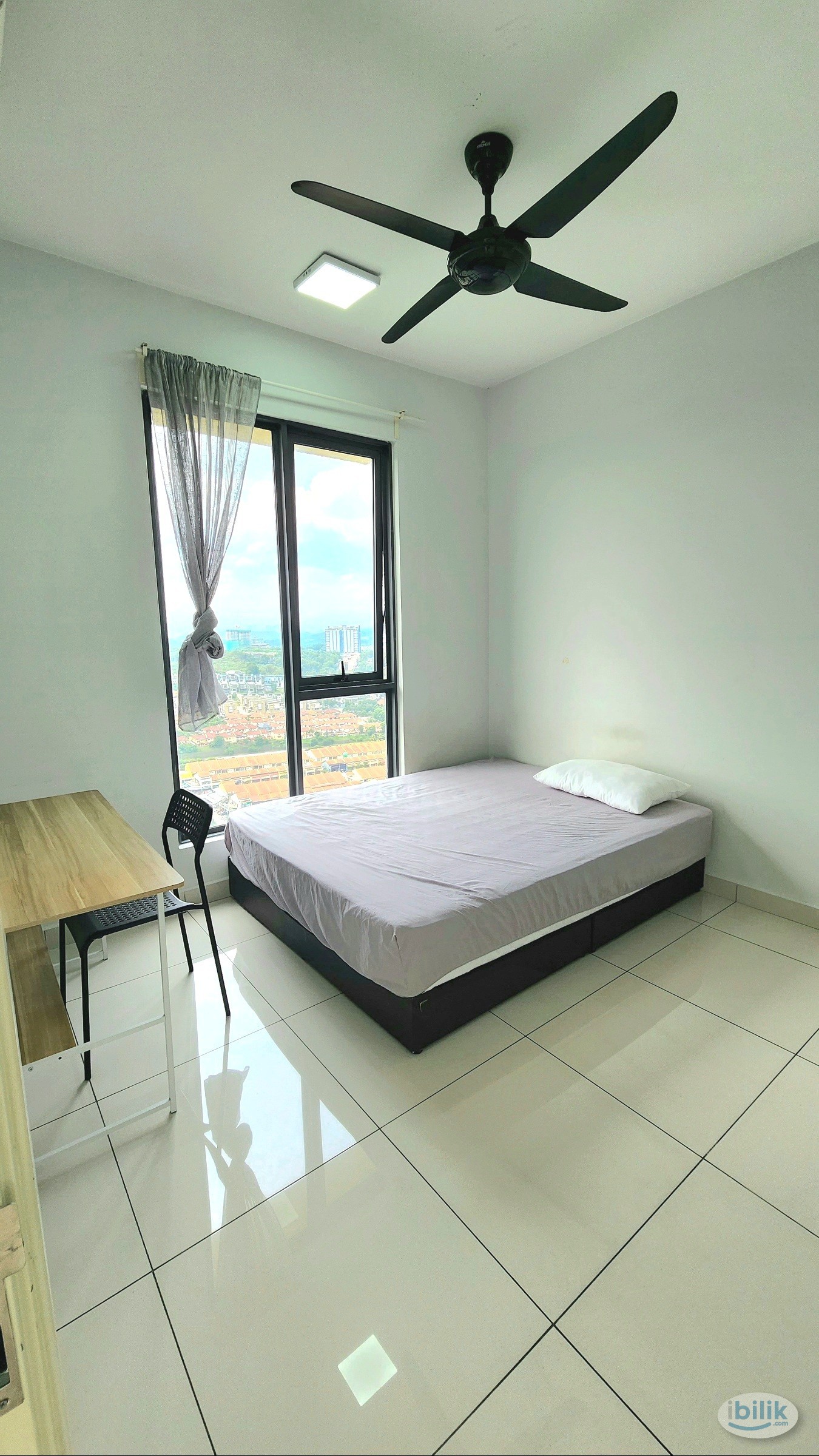 Master Room Guy near Cyberjaya 10min mrt2 behind giant - Image 1
