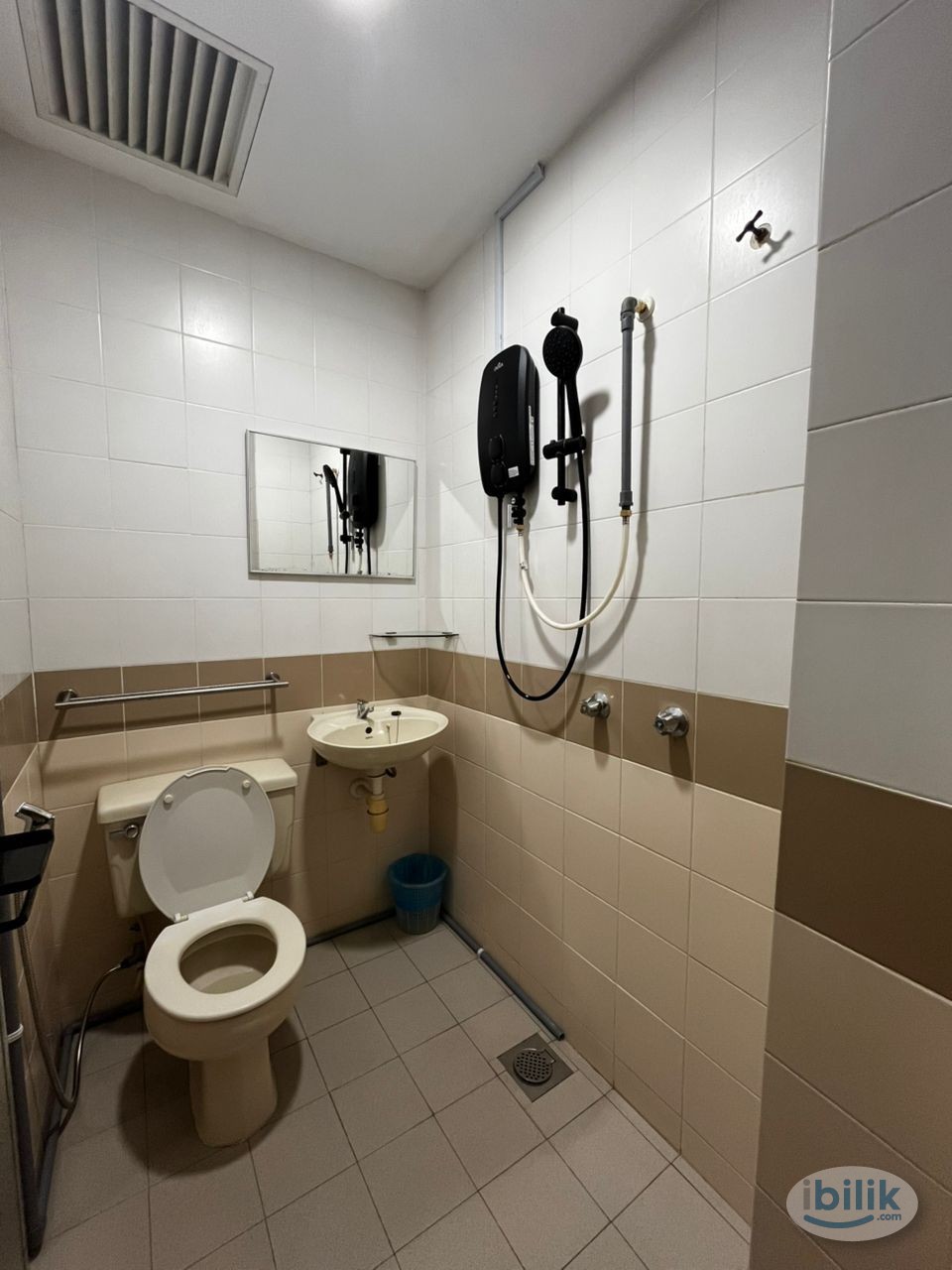 🎉🎉 3 mins walking distance to MRT/LRT Pasar seni 🚄🚄 - Image 3