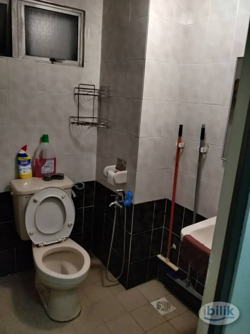 Single room at Endah Regal, Sri Petaling - Image 5