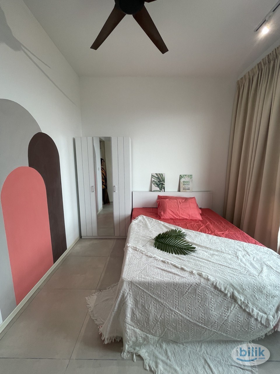 Fully Furnished Room For Female With Aircond 10 min to IOI Mall - Image 1