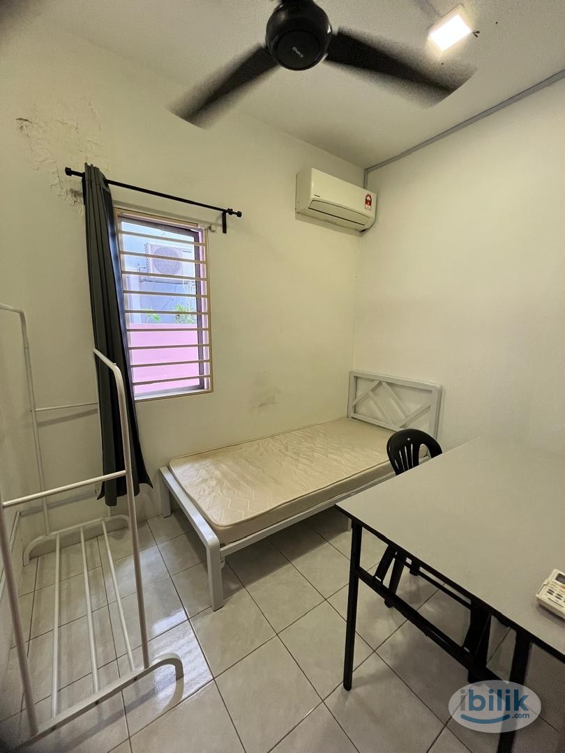 🔥LOW DEPOSIT🔥SETIA IMPIAN AIRCOND SINGLE ROOM FOR RENT 🎉🎉NEAR TO SETIA CITY MALL, KFC , BANK , NKVE ,TOP GLOVE 🎊🎊 - Image 1