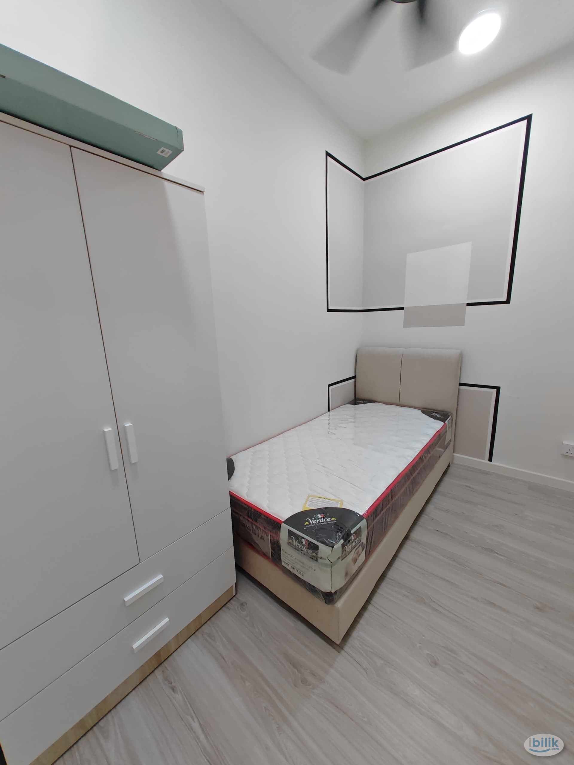 Fully Furnish Single Room at Meta Residences Putra Permai, Seri Kembangan apu upm next to mrt - Image 1