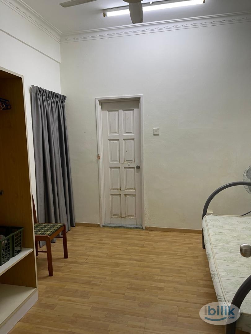 Middle Room at Prima Setapak I, Setapak - Image 1