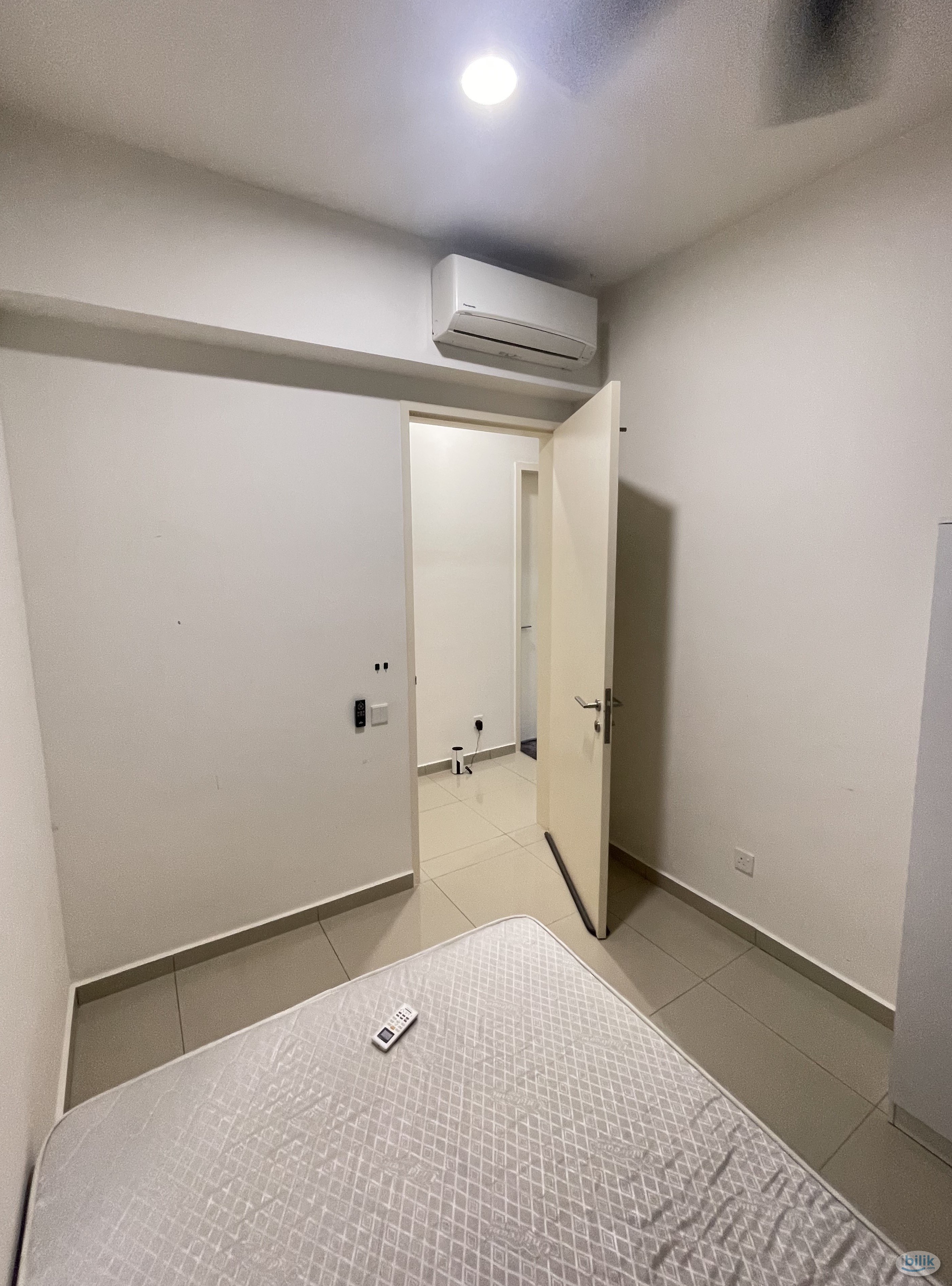 Single Room at Nidoz Residences, Desa Petaling - Image 3