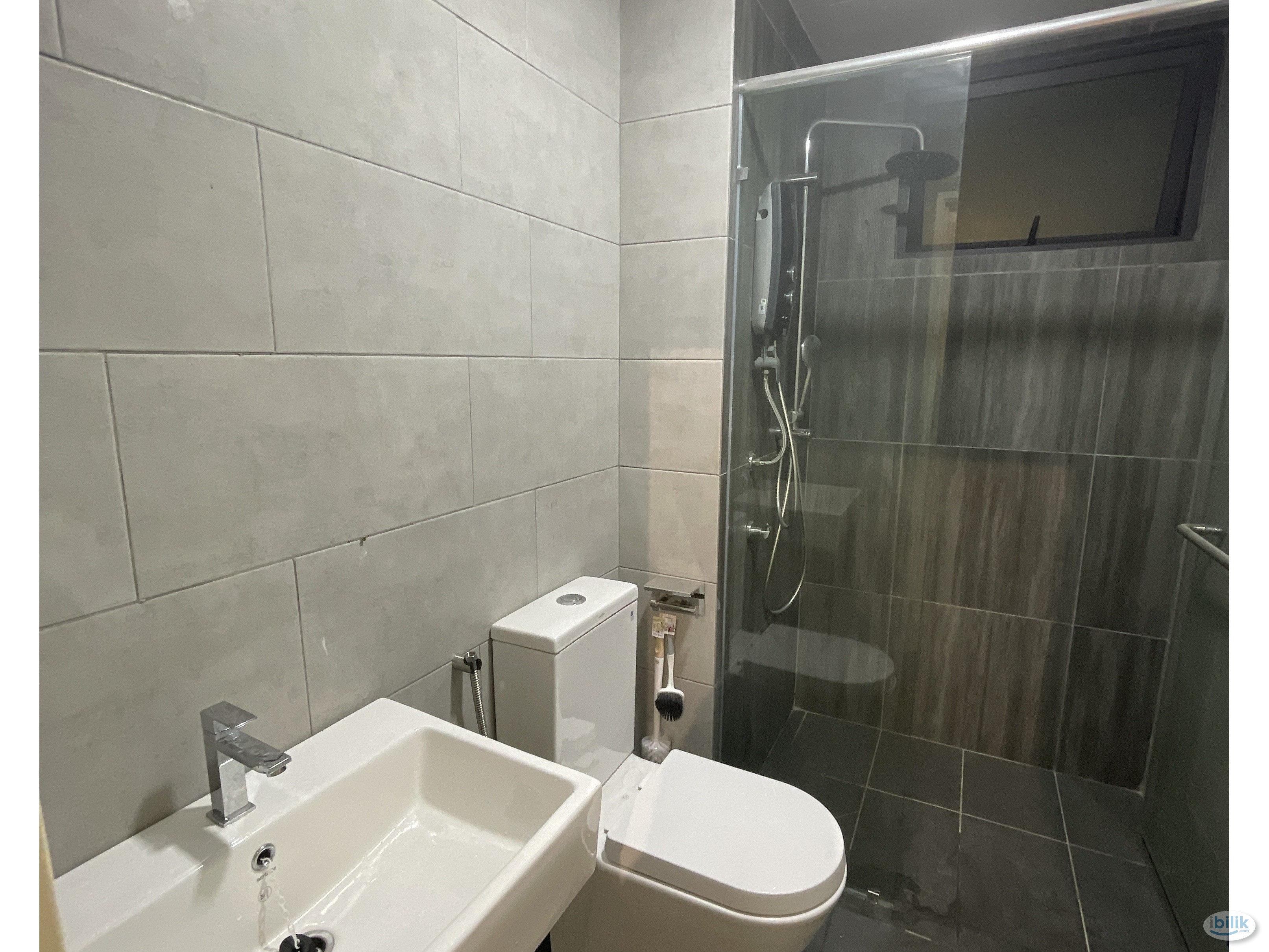 Room With Aircond - No Sharing - nearby MRT - Image 1