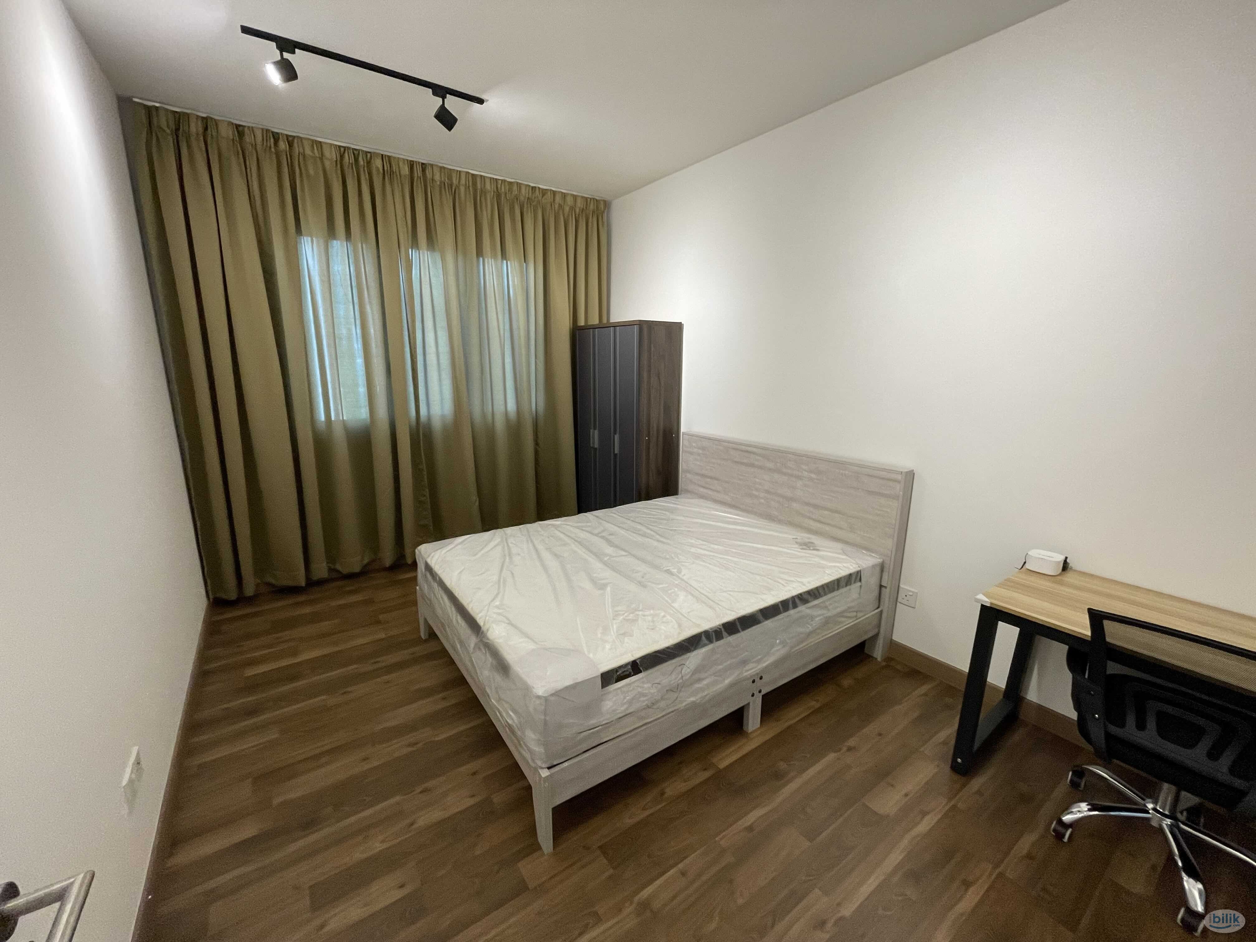 Master room for rent at Sentul Point Suite Apartments with private 🛁bathroom 👩 chinese female only - Image 4