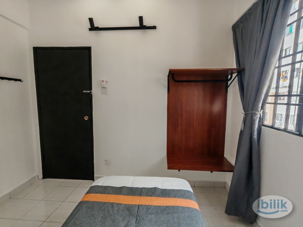 Single Room at Serdang Skyvillas, Seri Kembangan - Image 3