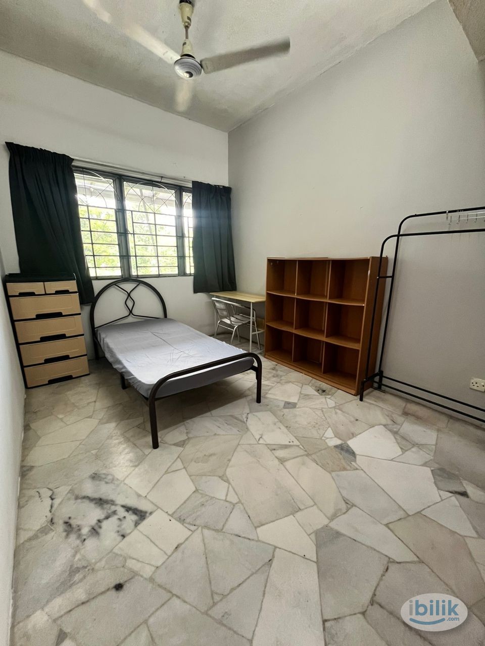 💥LOW DEPOSIT💥SEKSYEN 17 PETALING JAYA MIDDLE ROOM FOR RENT 🎏NEAR TO Seventeen Mall🔥🔥🔥 - Image 1