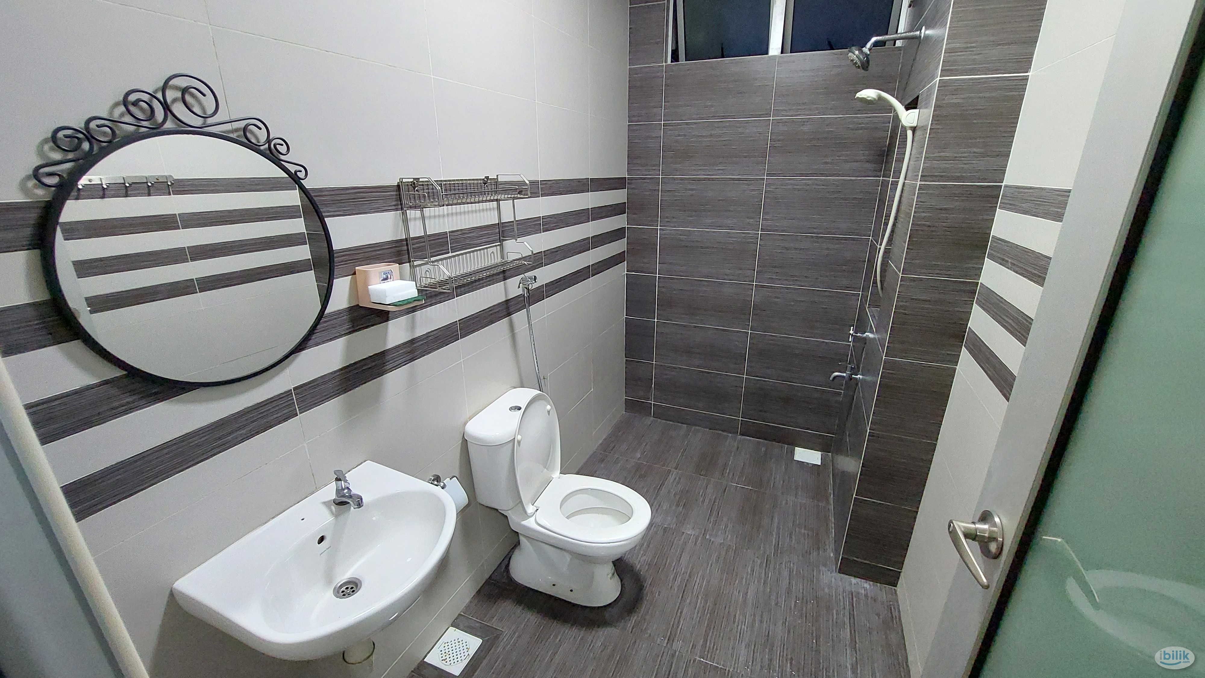 Master Room at The Seed Condo, Skudai, Johor Bahru JB (No owner stay) - Image 4