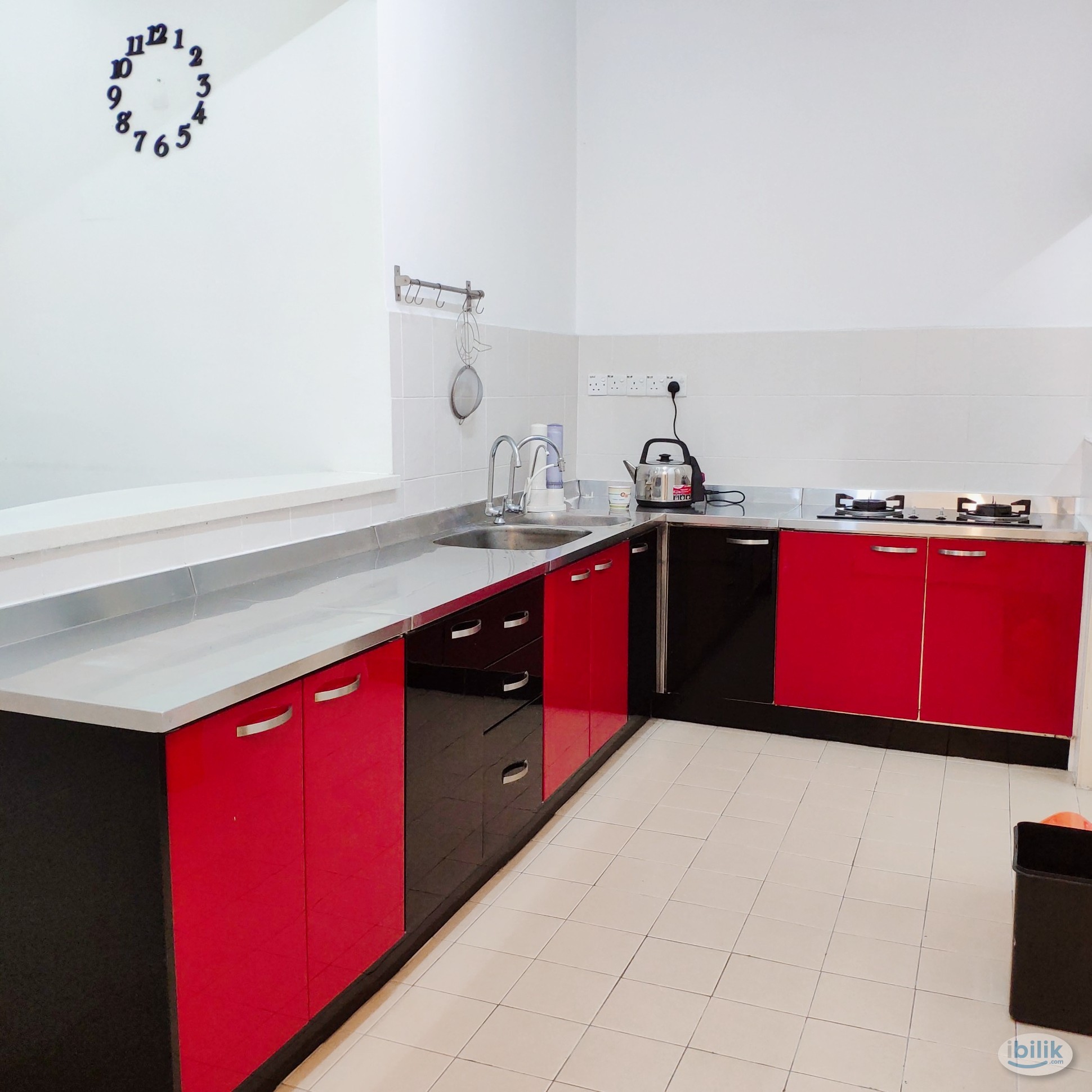 Middle Room, Just Fan, 24 Hr Safe Security near Hosp Putrajaya, Cyberjaya, Mines, Bukit Serdang, Univ 360, IOI City Mall - Image 5