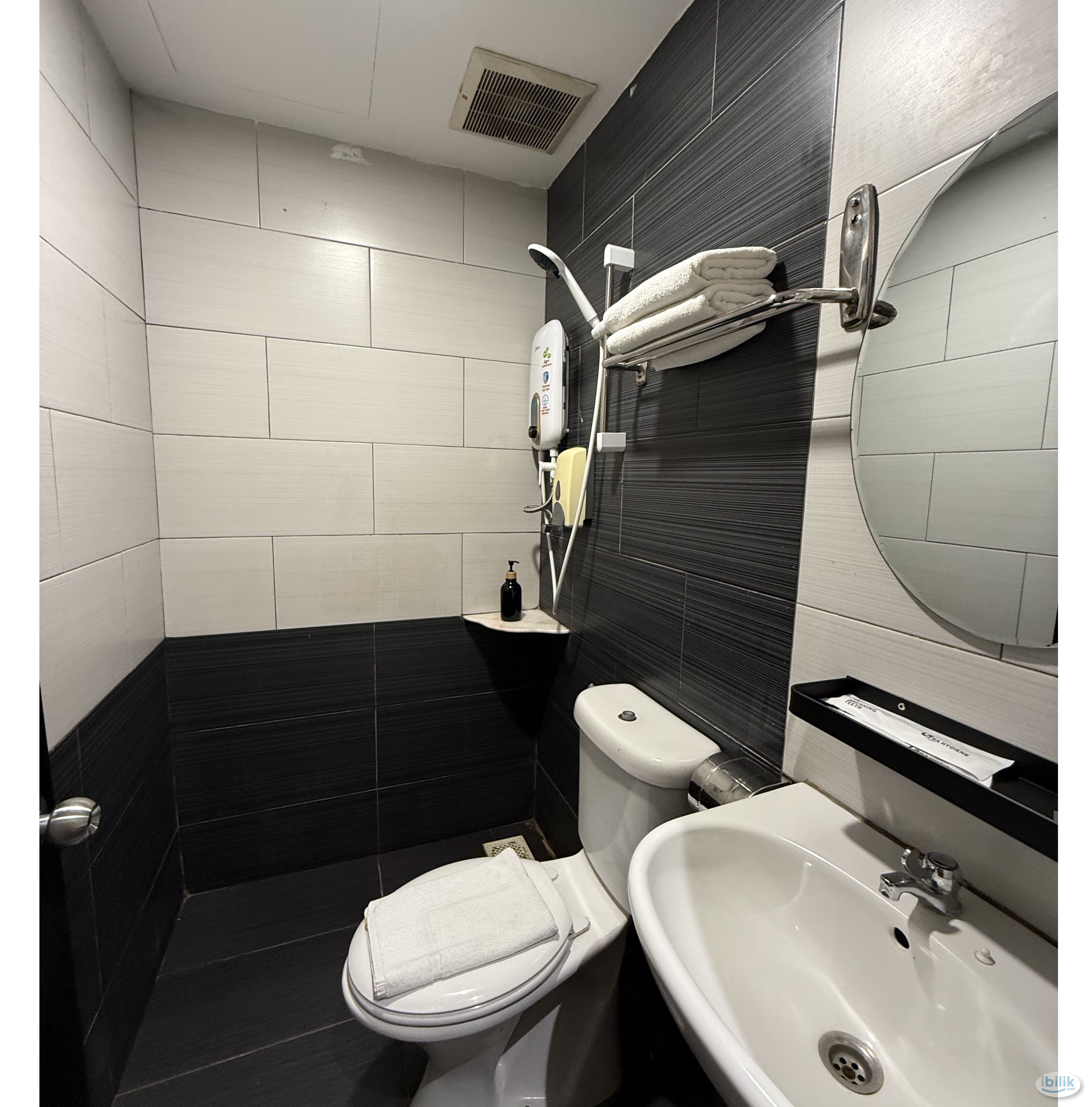 Free Deposit‼✨ Master Room For Rent in PJS8 at Bandar Sunway Near Universities in Bandar Suwany - Image 2