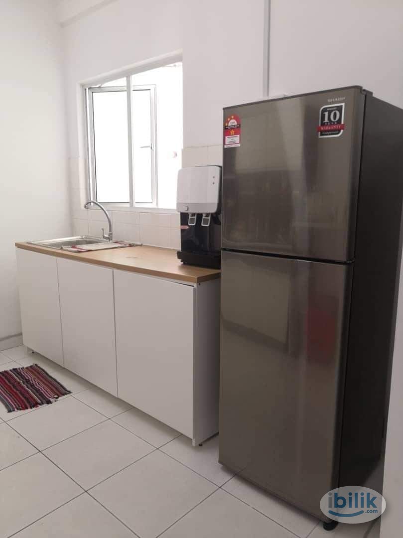 New Cozy Room located Golden Triangle Relau - Image 4