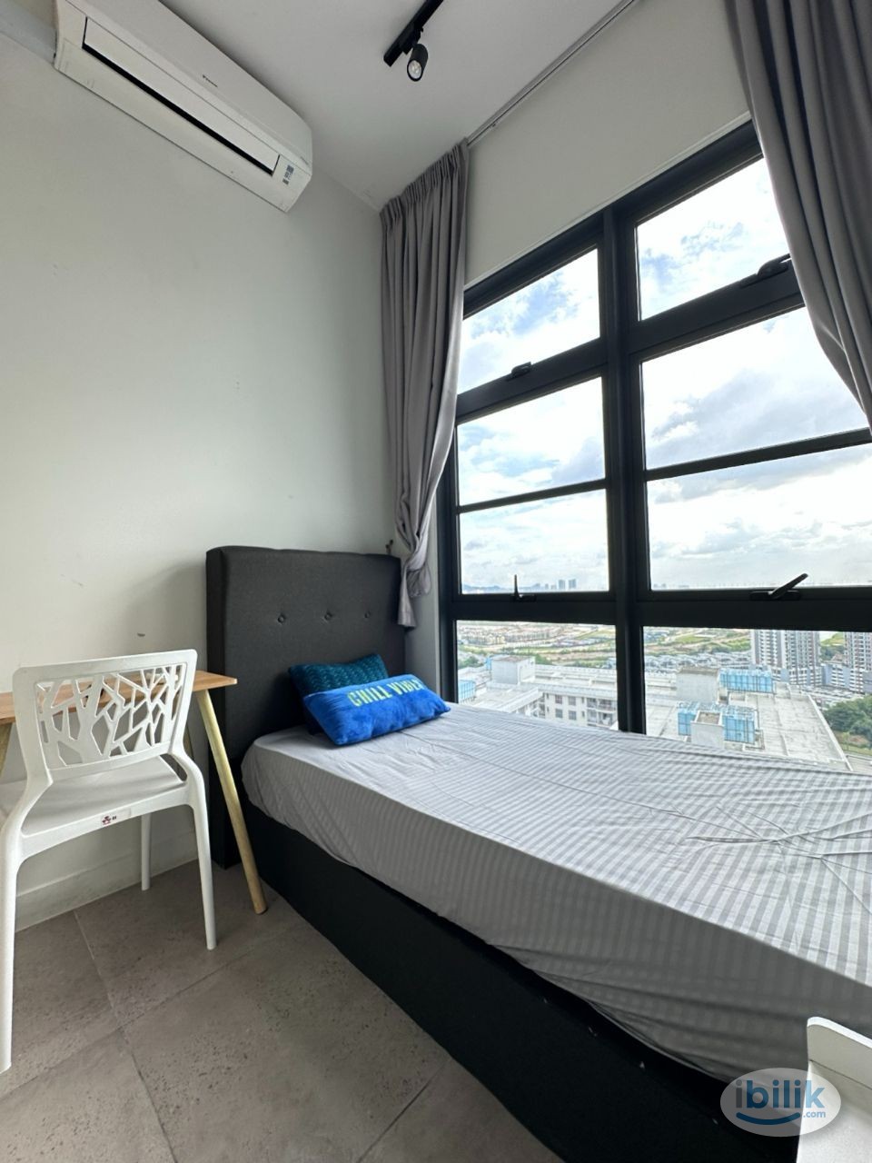🚎 FREE Shuttle Van 🚎📚Easy Access To Uni/College 📚🧽 Weekly Cleaning Service 🧽 - Image 1