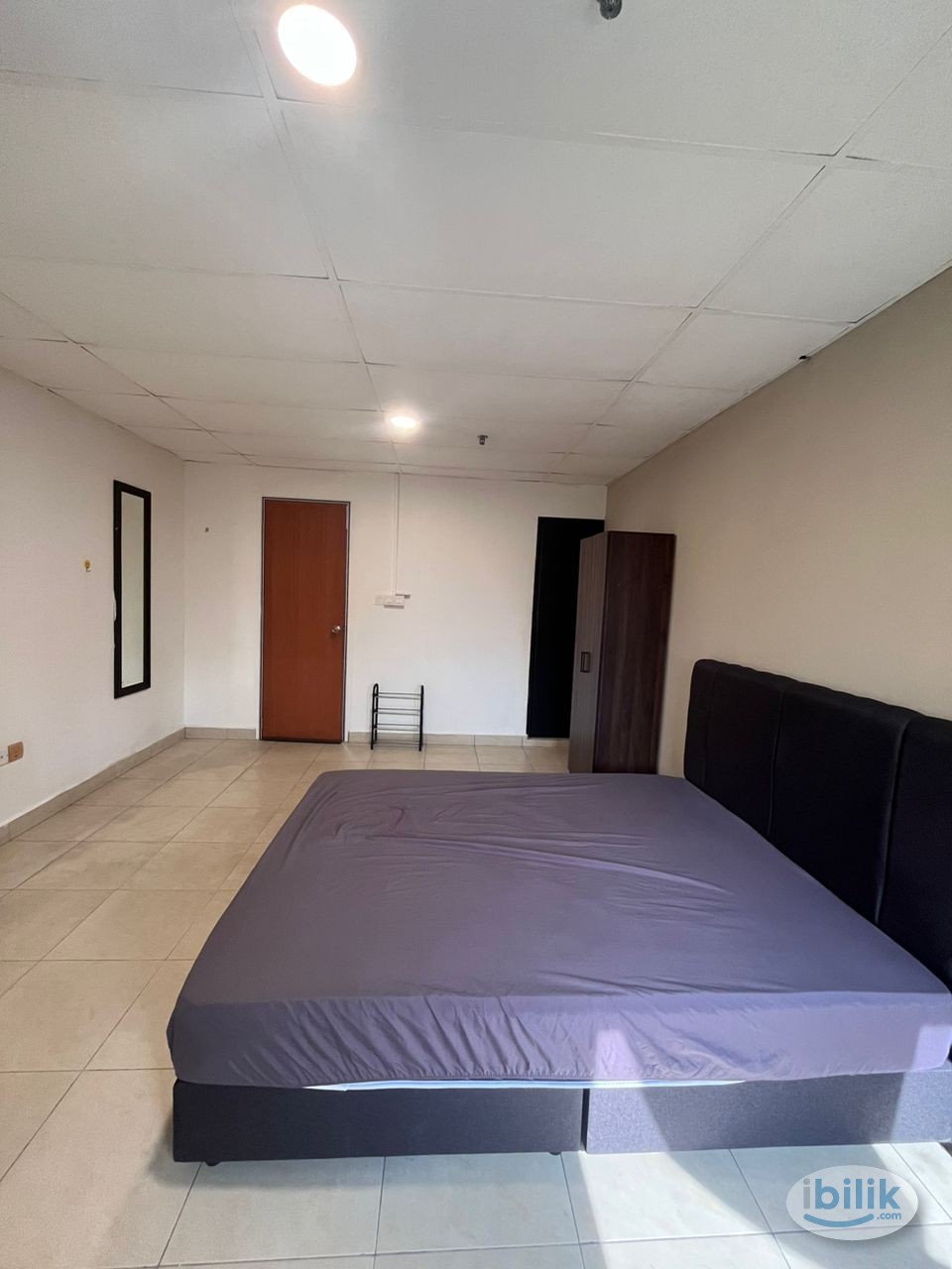 🚗 5 Mins to JB City Square & CIQ! Cozy room, FREE WiFi, and zero deposit! 🌟🍽️ - Image 1