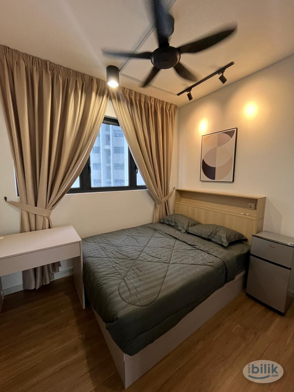 No Deposit - direct to TRX MALL‼️Fully Furnished Queen Bed Room Near MRT MALURI - Image 1