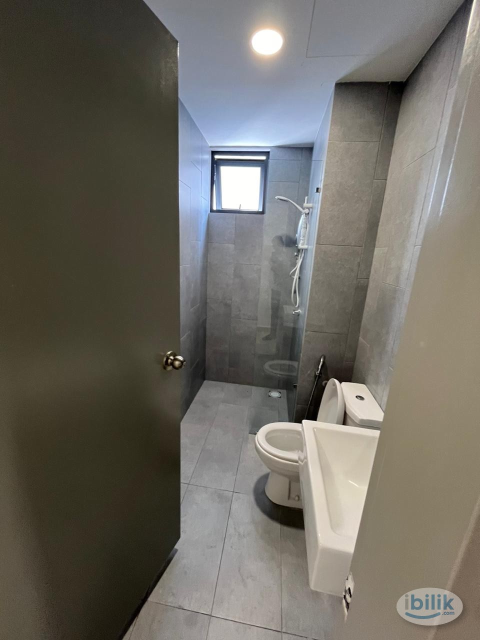 No Deposit - direct to TRX MALL‼️Fully Furnished Single Bed Room Near MRT MALURI - Image 3