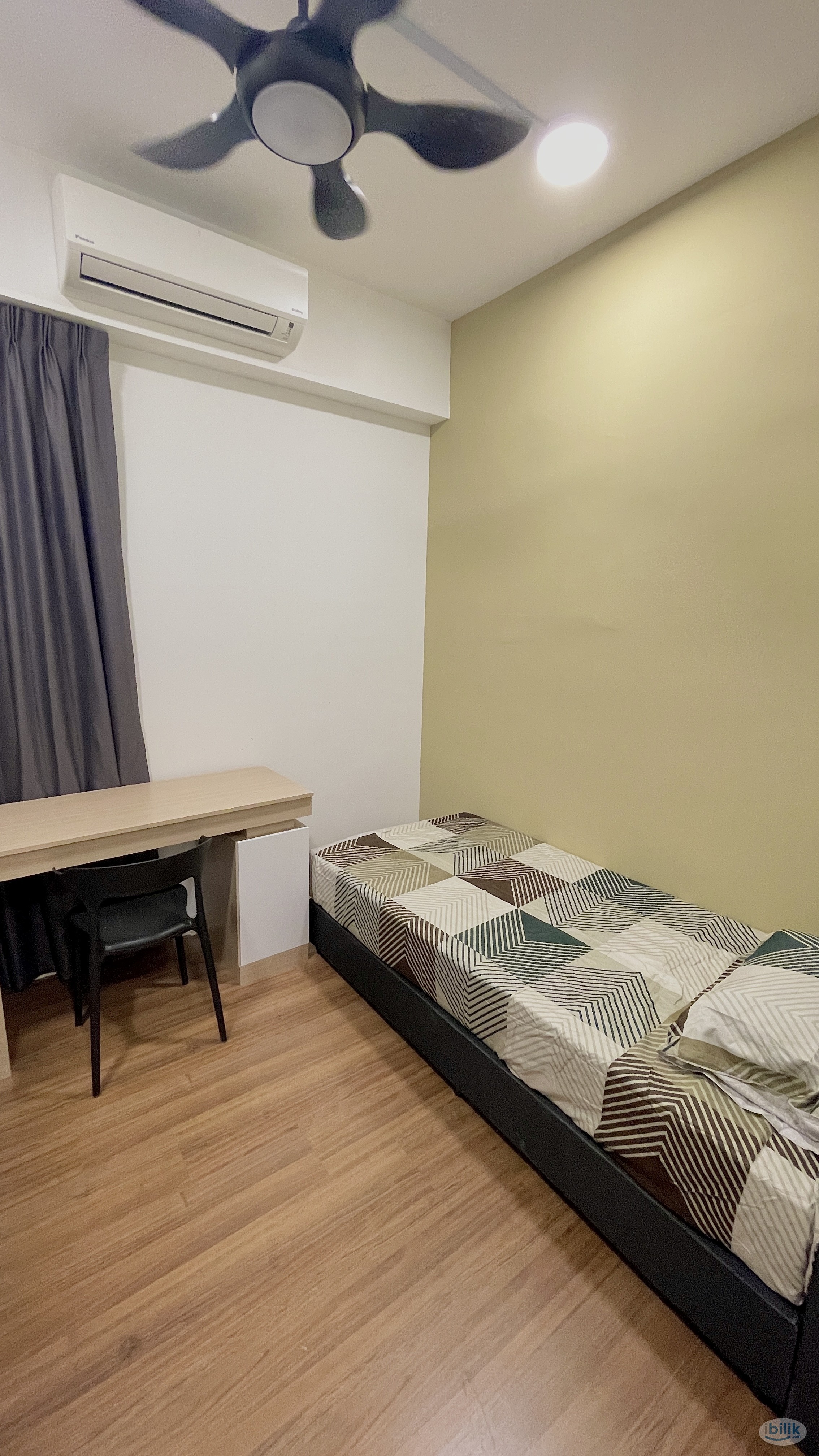 Single Room at M Vertica KL City Residences, Cheras - Image 1