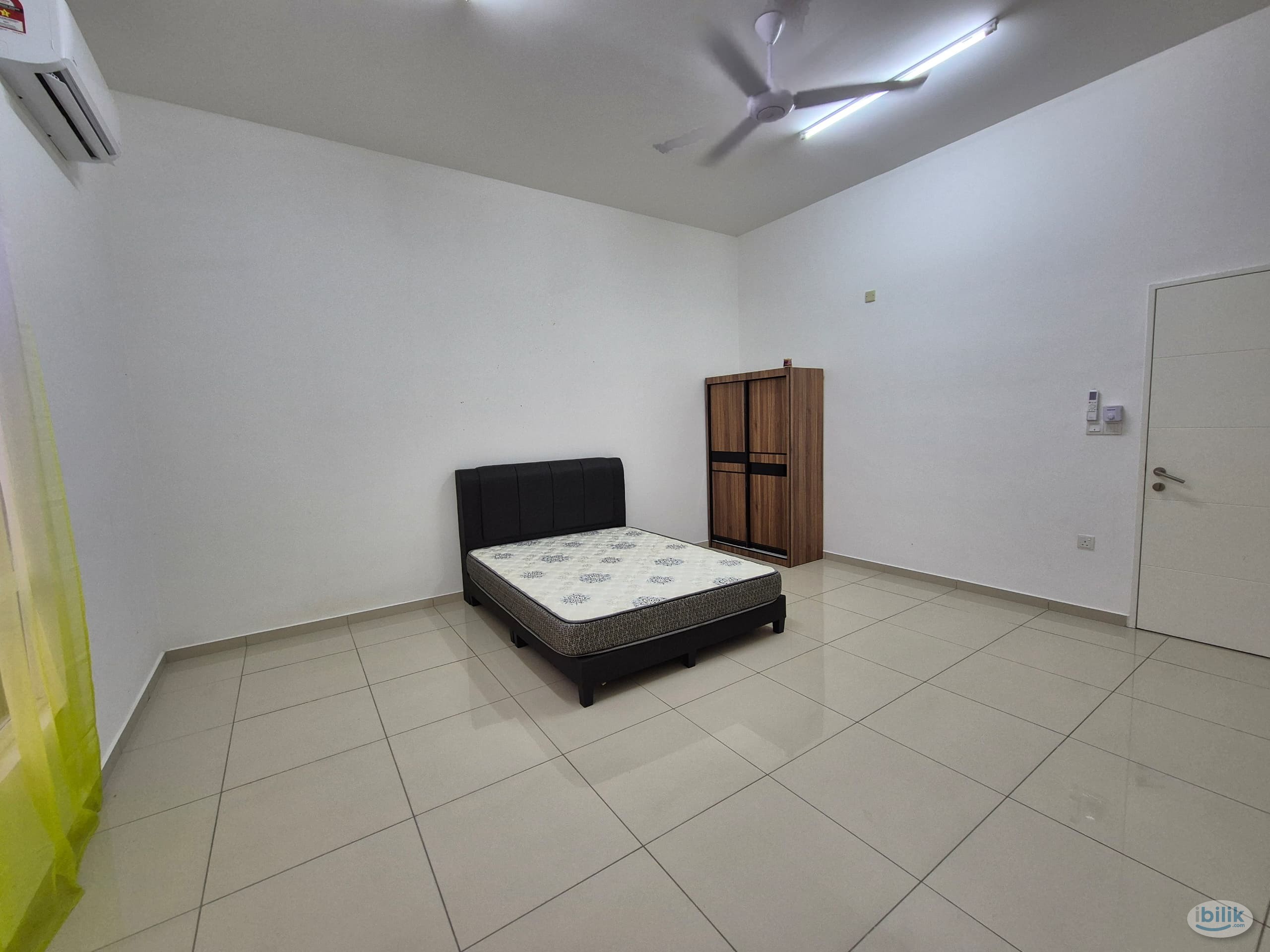 Master Room at Sendayan, Seremban - Image 1