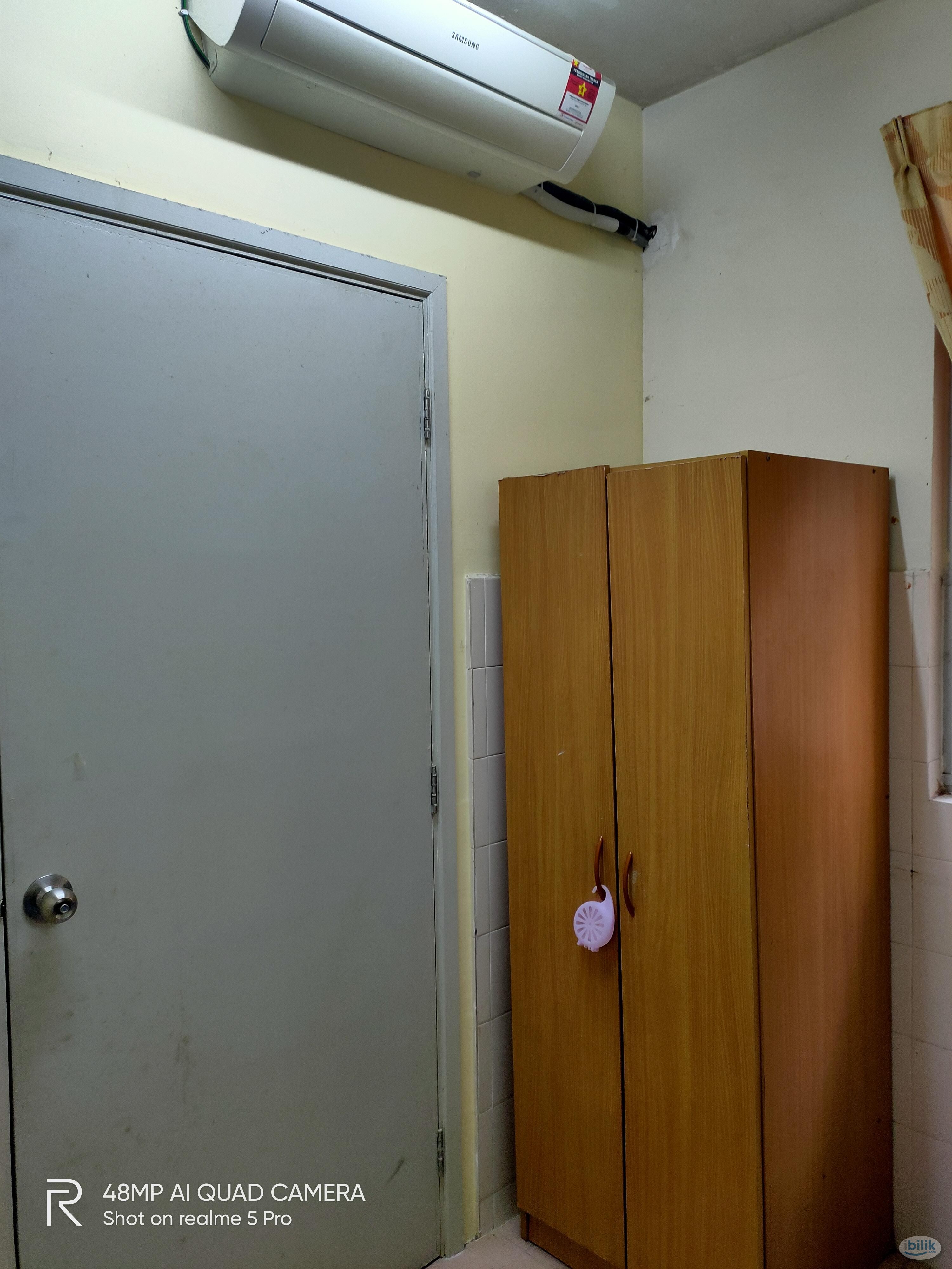 Cyberia Smarthome. A . Furnished NONsharing single room RM290 airconditioned. - Image 2