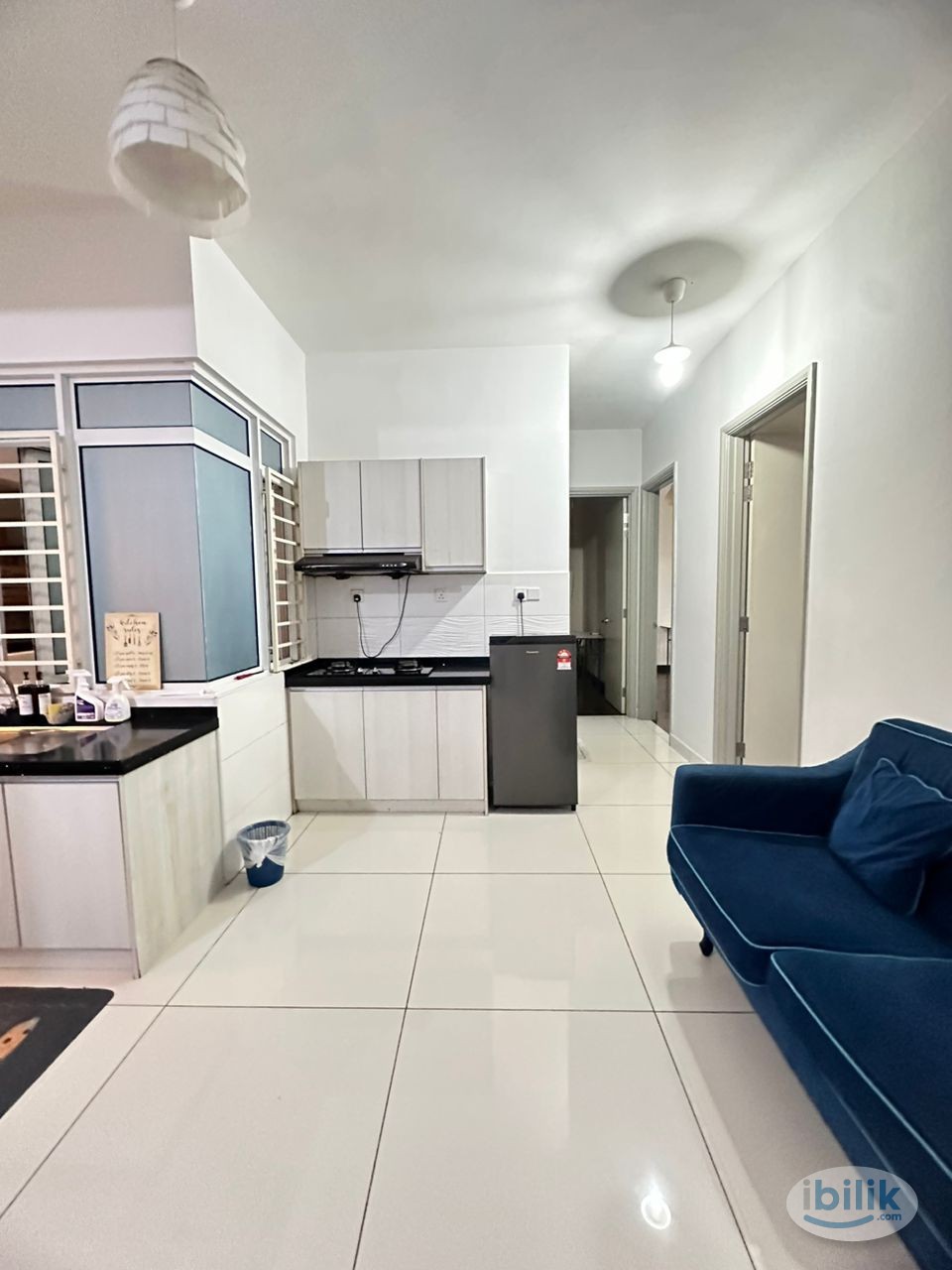 Middle Room at Saville @ The Park, Pantai - Image 1