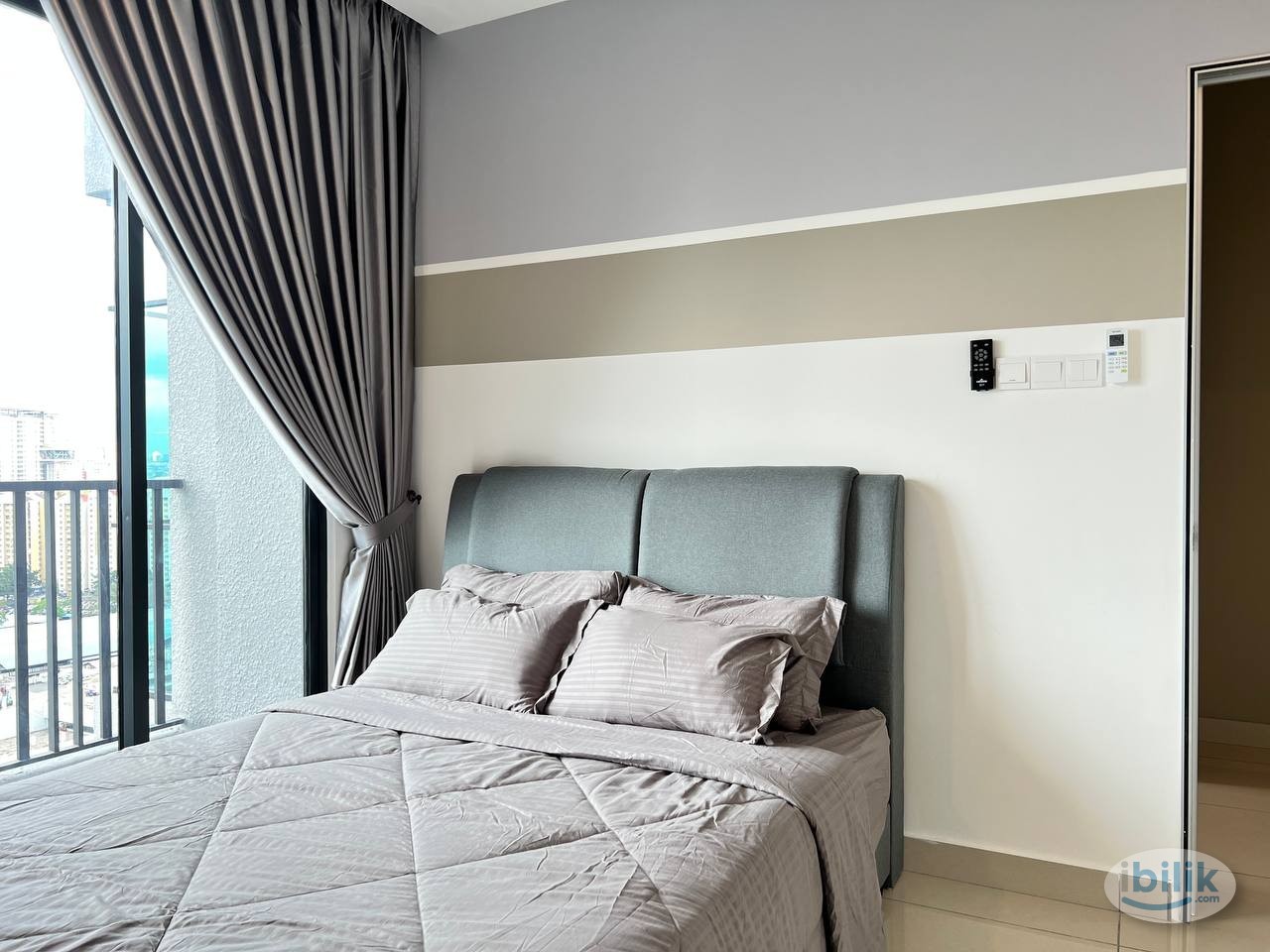 No Deposit - direct to KL SENTRAL‼️Fully Furnished Queen Bed Room Near LRT ARA DAMANSARA - Image 1