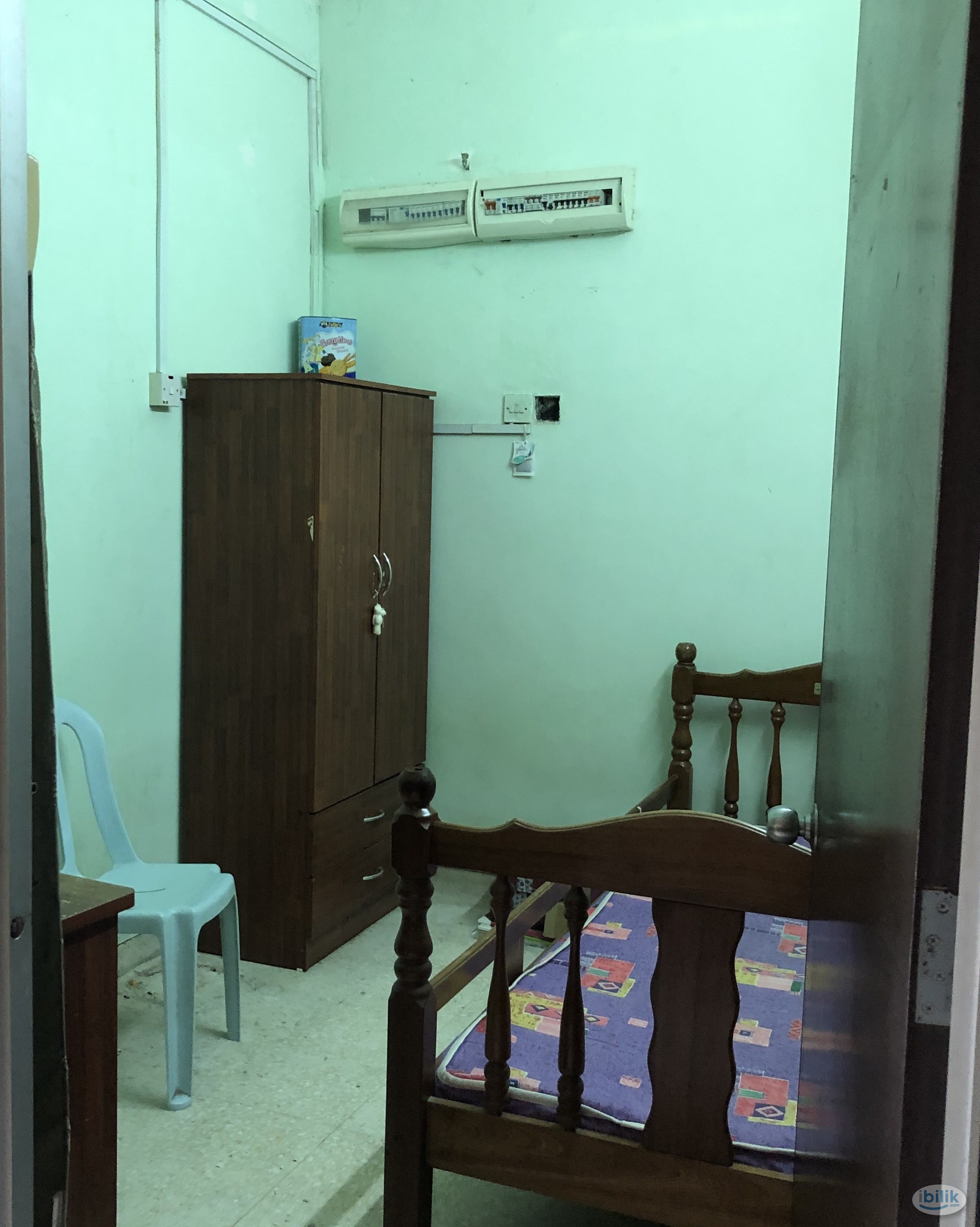 Middle Room at Taman Connaught, Cheras - Image 1