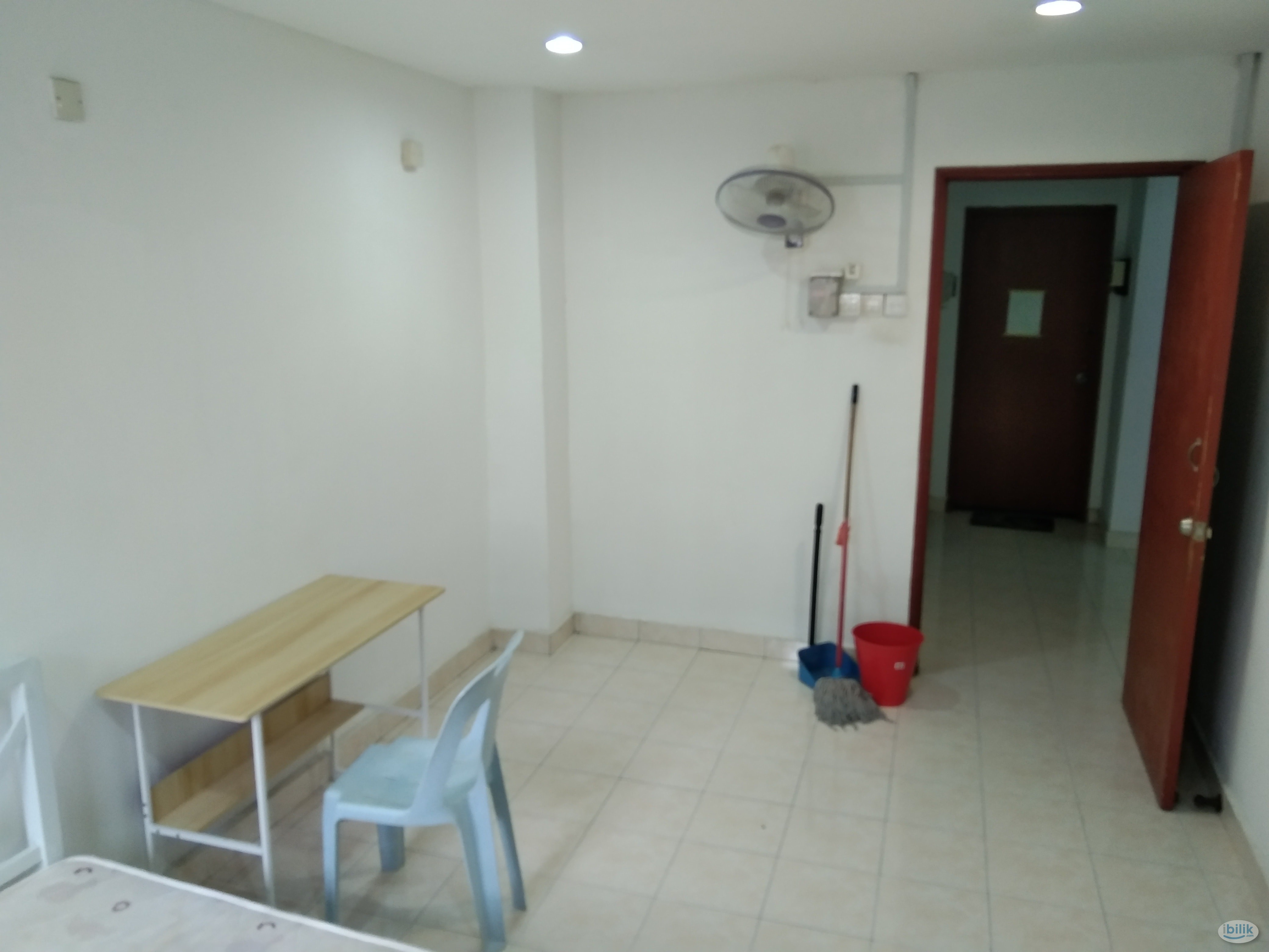 🔑🏘️middle / single room @ puchong, free wifi, zero deposit, ready move in⚡ - Image 1