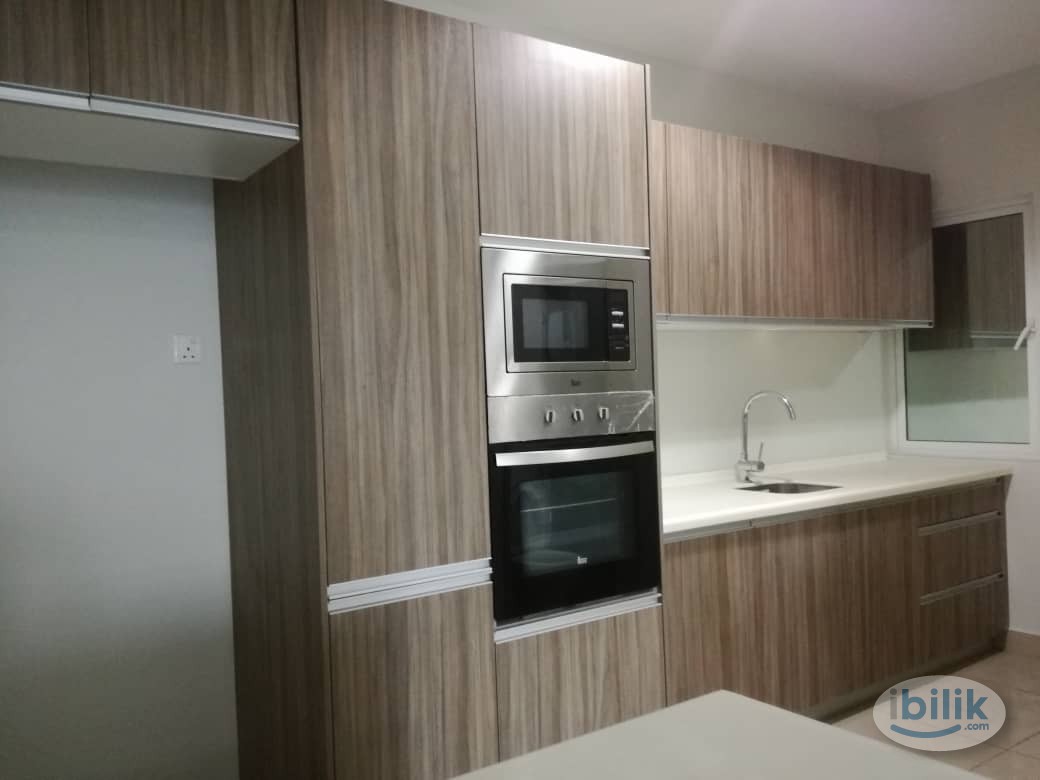 MEDIUM ROOM TO MOVE IN!! MIDDLE ROOM AT PACIFIC PLACE NEAR LRT ARA DAMANSARA FOR RENT - Image 3