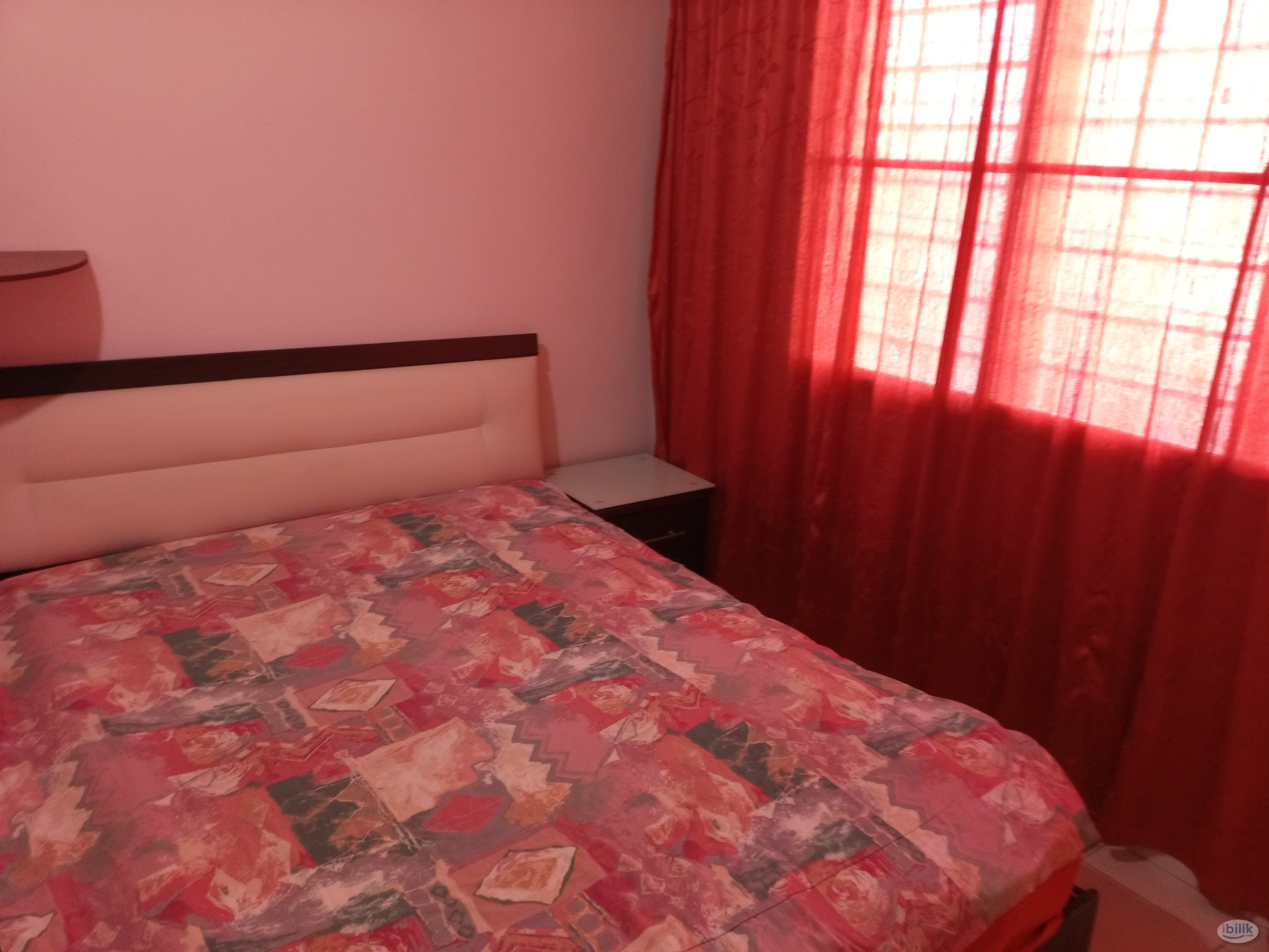 Single Room at Bandar Hilir, Melaka - Image 1