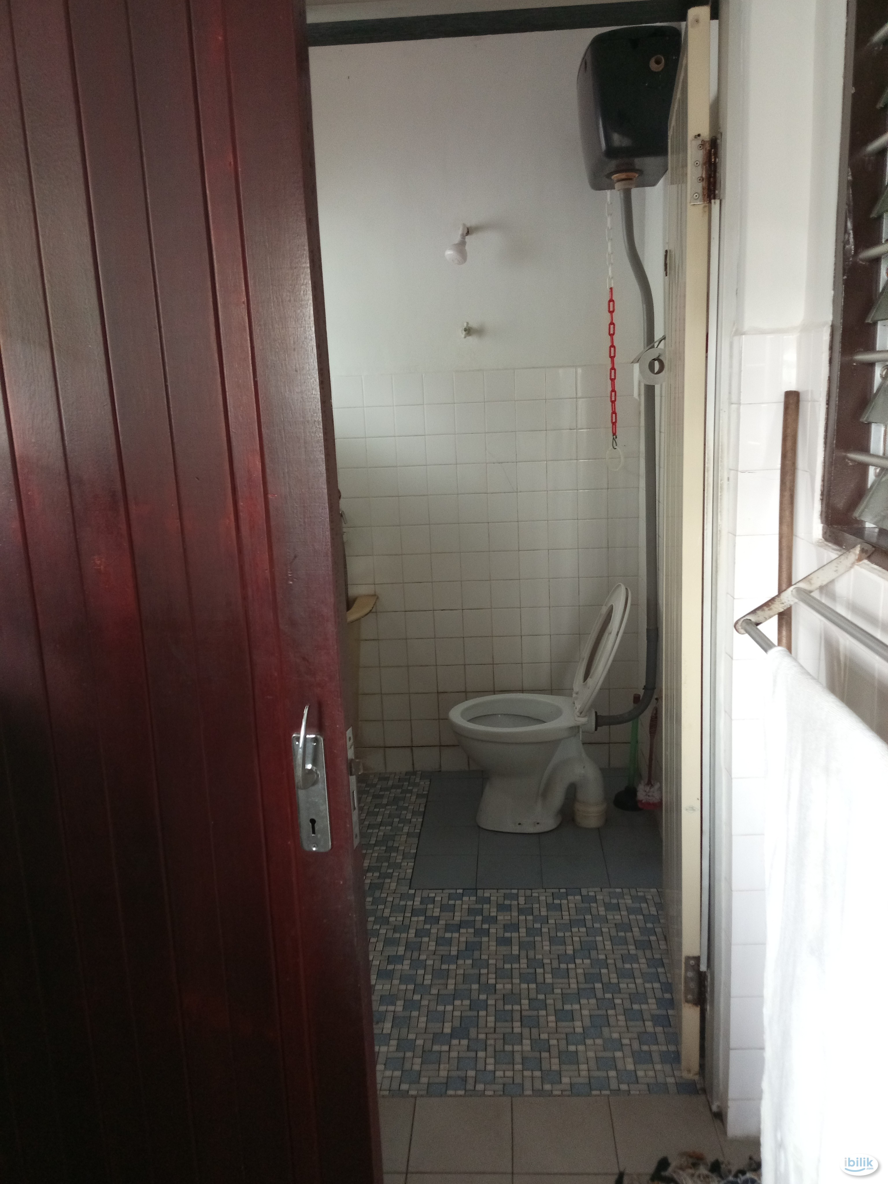 Single Room at Bandar Hilir, Melaka - Image 2
