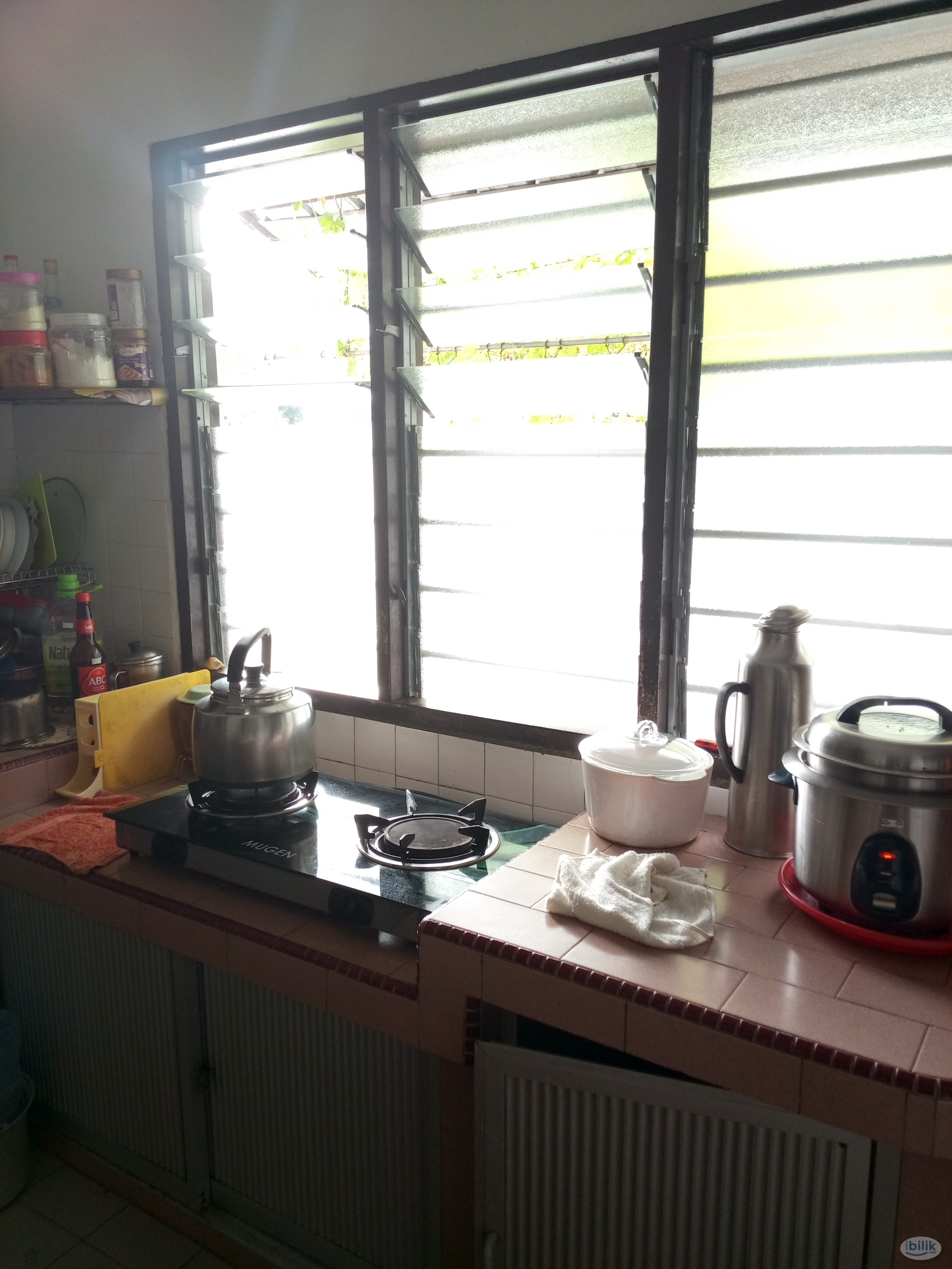 Single Room at Bandar Hilir, Melaka - Image 3
