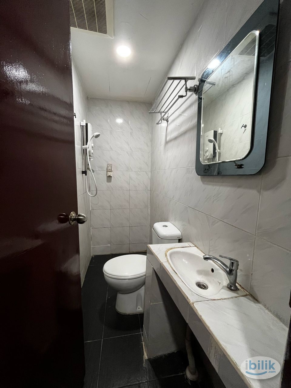 4 station to AMPANG park 🚉 8 mins walk distance to MRT/LRT MALURI🎉 - Image 3