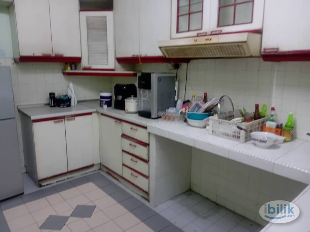 BANDAR SUNWAY , MIDDLE ROOM TO RENT, ZERO DEPOSIT - Image 3