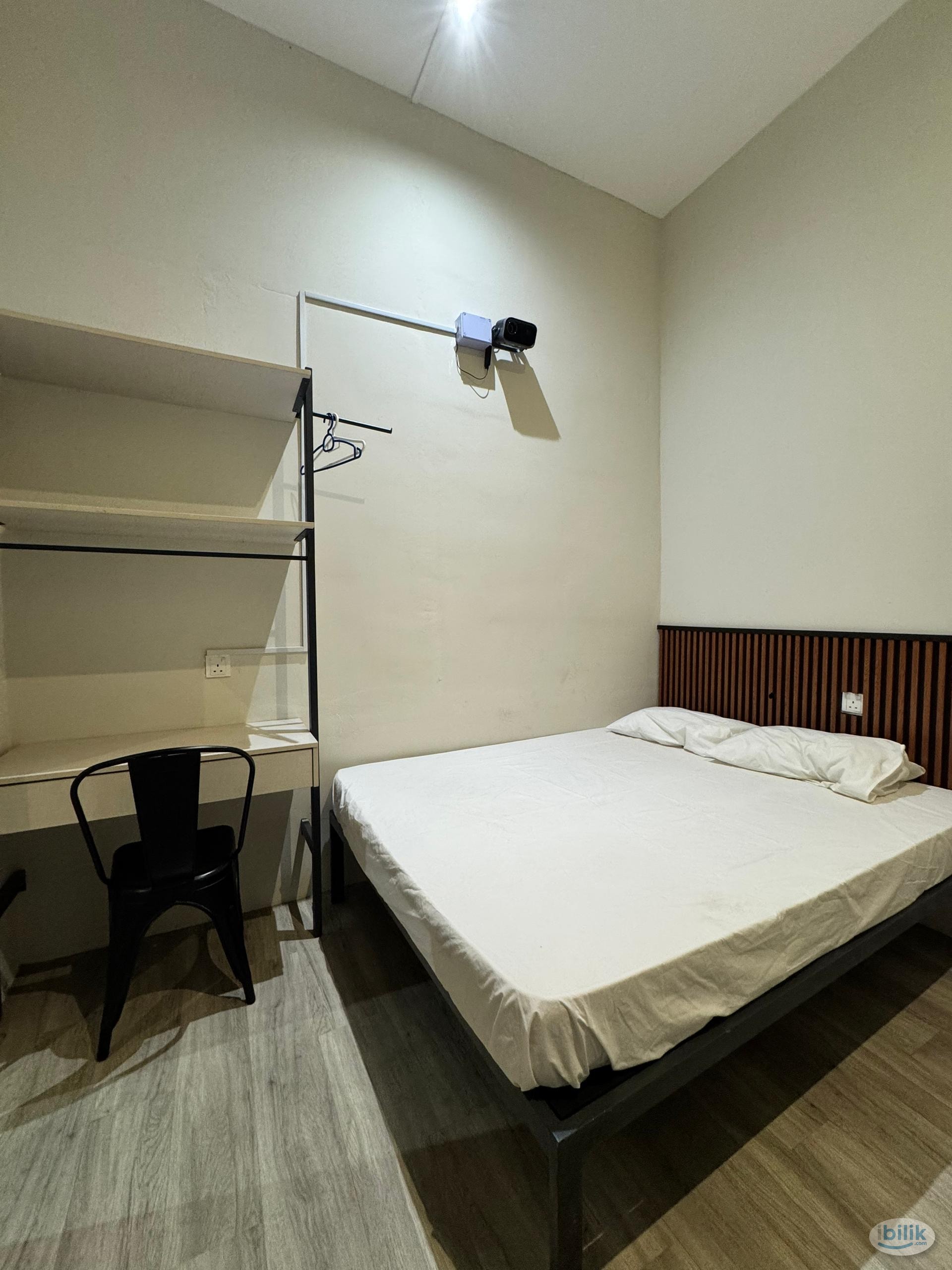 Great Spacious room at USJ 21 Subang Jaya 🤩 Free WiFi 🤯 Zero Deposit - Image 1