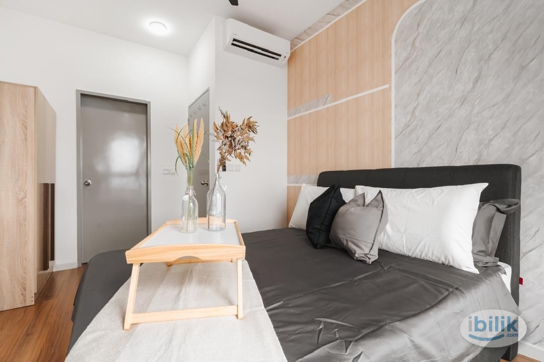 Fully furnished, near TRX, good facility, utility included - Image 2