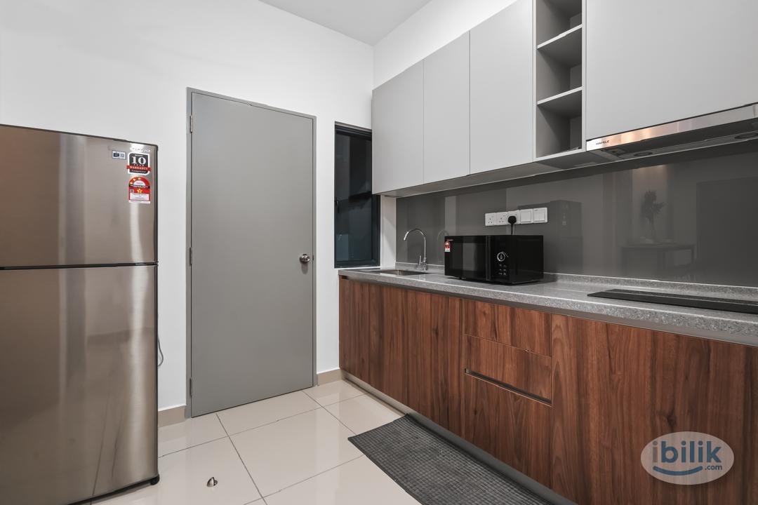 Fully furnished, near TRX, good facility, utility included - Image 5