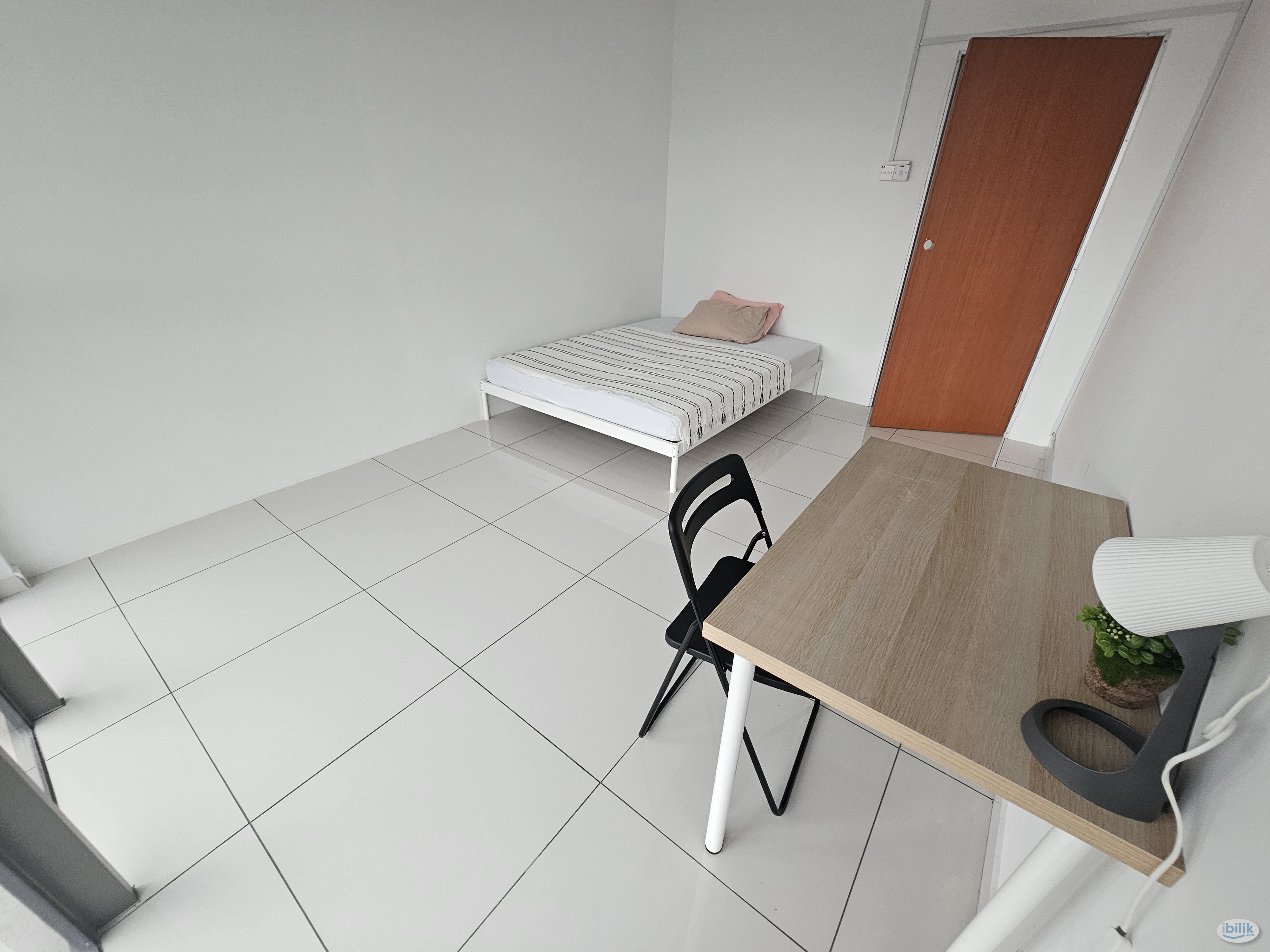 MEDIUM ROOM CHEAPEST RENT - Image 3