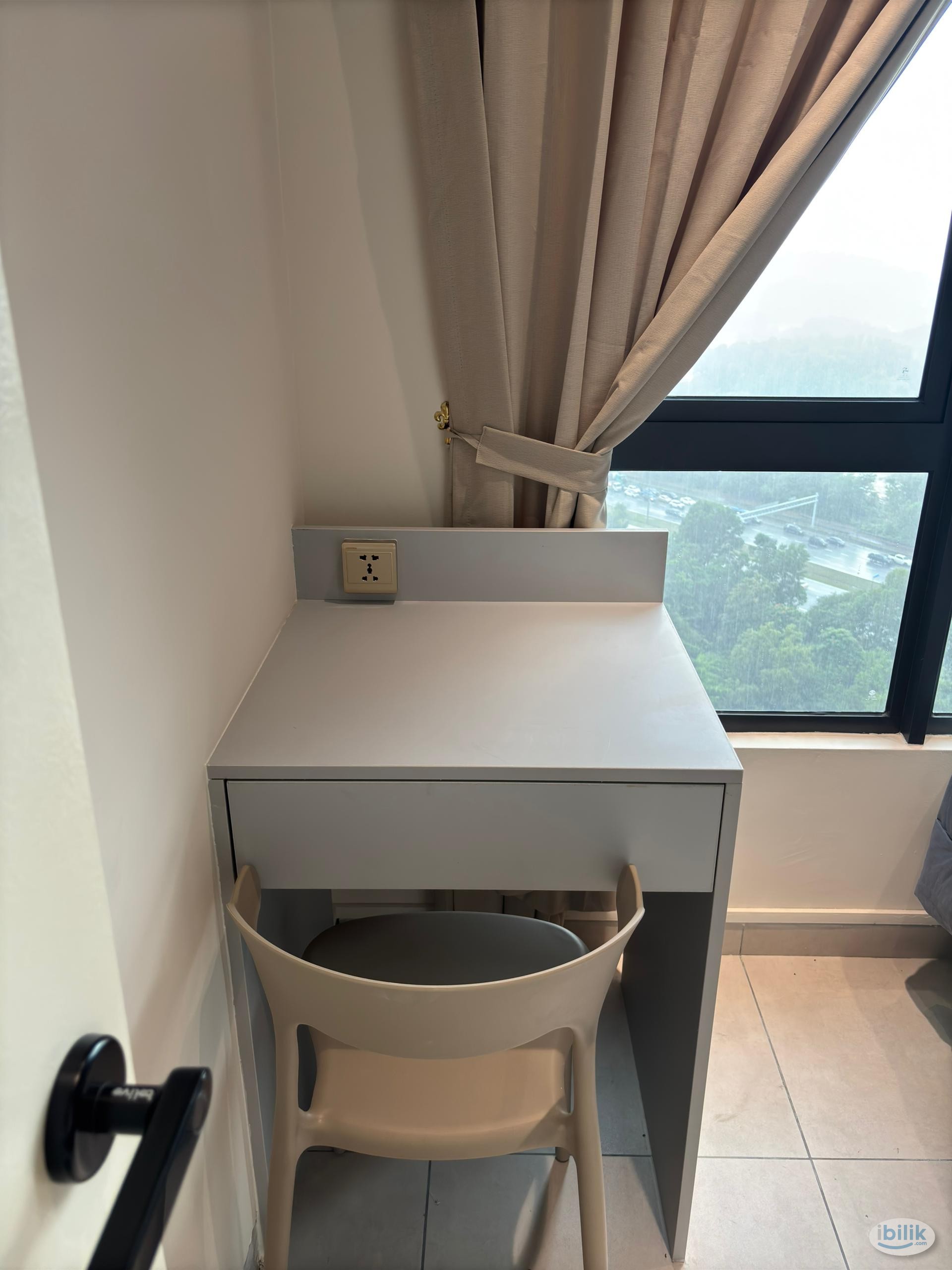 💯SUPREME Single Room at Seri Kembangan - Newly Furnished & Zero Deposit Unit💯 - Image 2