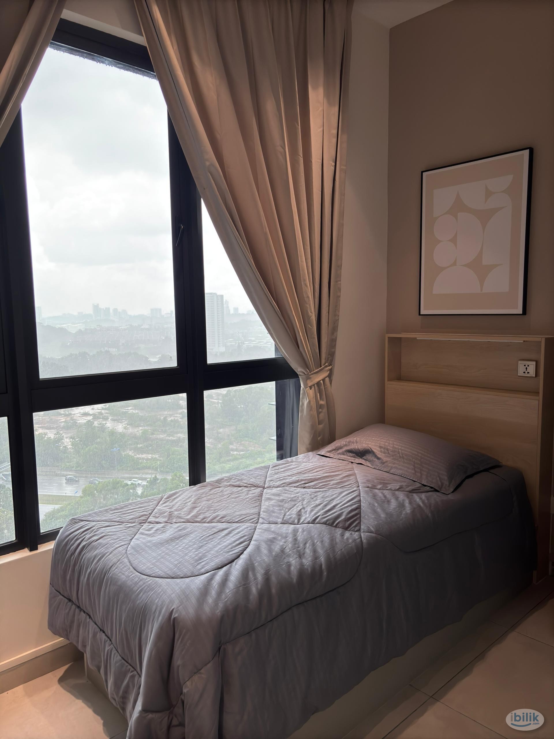 💯SUPREME Single Room at Seri Kembangan - Newly Furnished & Zero Deposit Unit💯 - Image 1