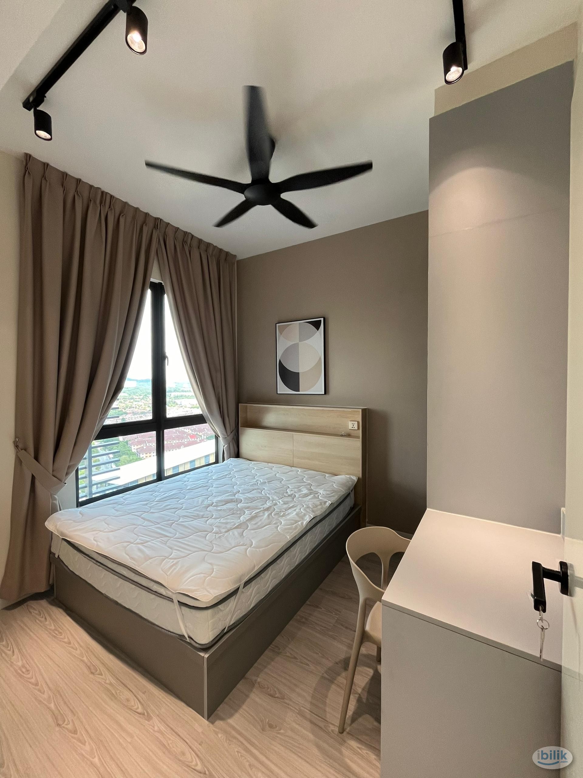 💯ZERO DEPO + New Middle Room with Top Amenities in Seri Kembangan💯 - Image 1